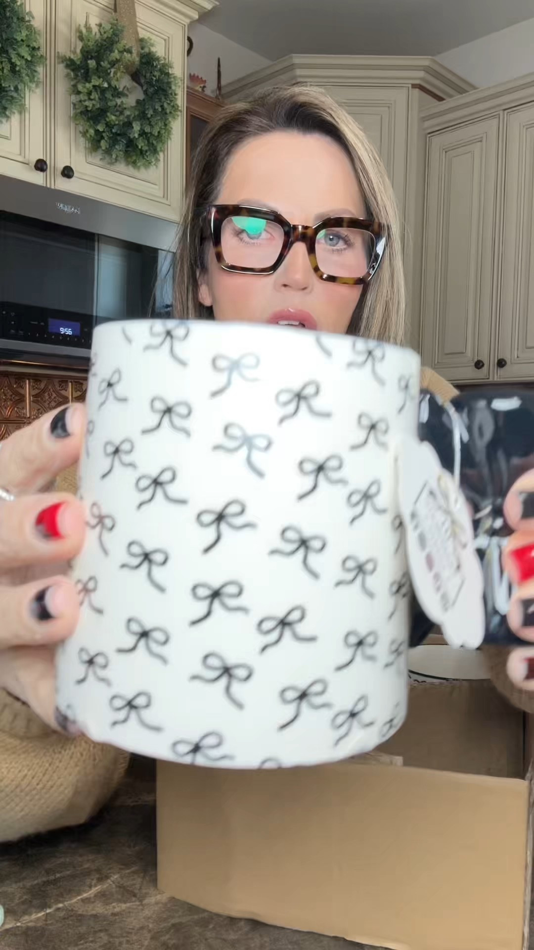 These 10 Strawberry Street 16oz Black Bow Mugs are the definition of elegant kitchenware. Whether you’re serving holiday hot cocoa or that daily coffee that keeps you human ☕️🎀—these mugs are a whole mood. Durable, aesthetic, dishwasher safe, and make the perfect gift for coffee lovers or cozy kitchen queens.
🎀 Tap to shop & elevate your mug game! #aestheticmugs #holidaykitchenfinds #home

#LTKHome