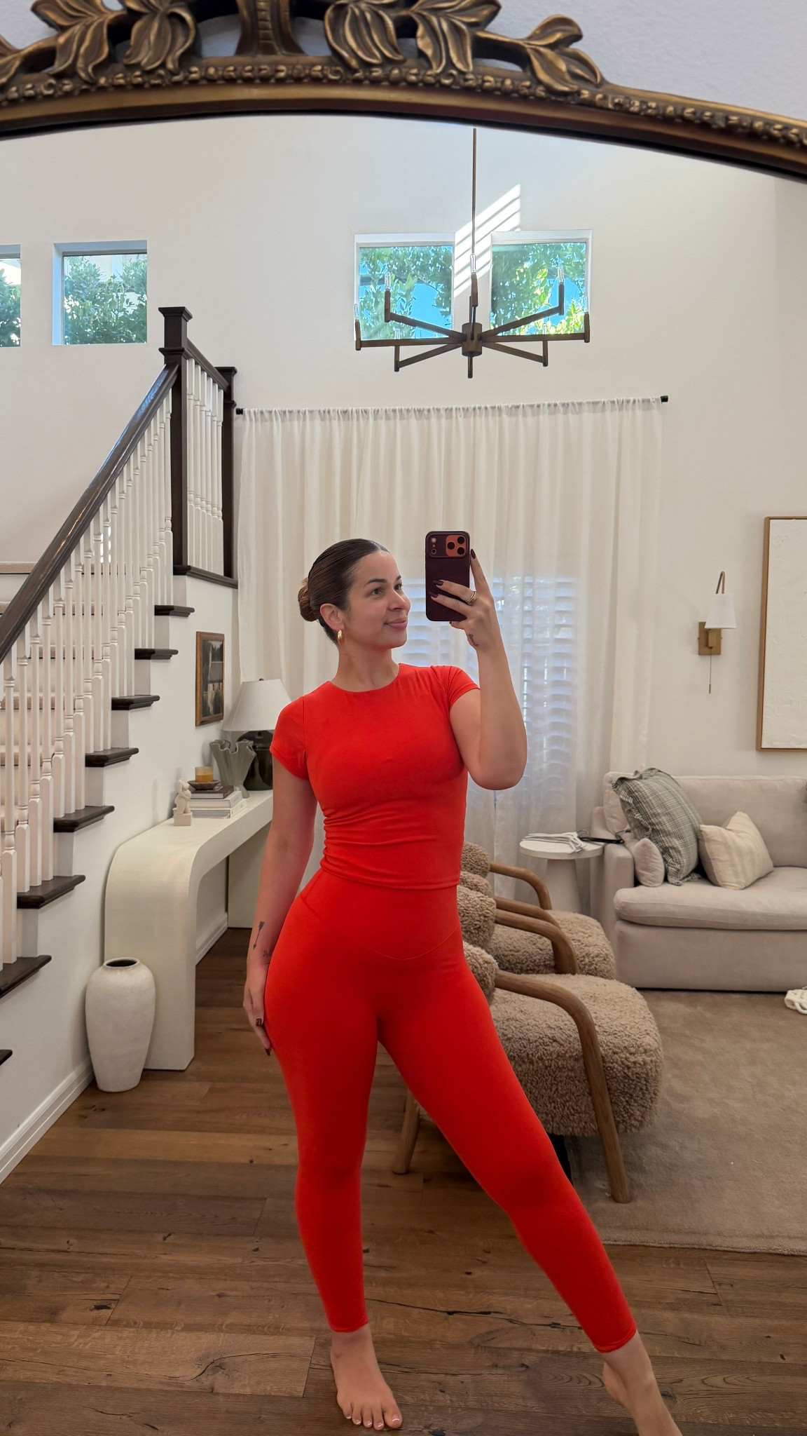 Size L - super stretchy leggings, top is double lined so a little less stretch but lots of hold!