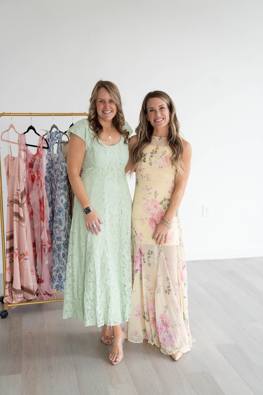 Wedding Guest Dresses

Petal & Pup  midi dress   floral dress  heels  trendy outfits  spring fashion  spring dress spring outfit  spring wedding  summer wedding


#LTKootd #LTKWedding #LTKgrwm