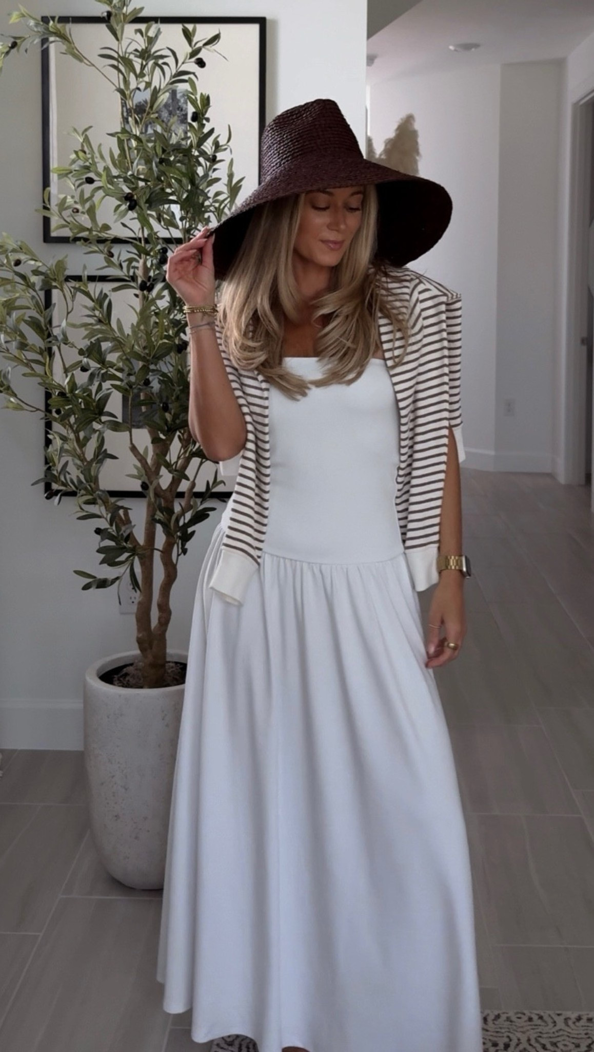 Haven Well Within Raffia sun hat is the perfect addition to really elevate the look. Wearing the organic cotton dress and pullover henley. 

Wearing S 

raffia sun hat, organic cotton dress, cotton henley, summer outfit, summer accessories, sun hat, capsule wardrobe, elevated essentials, classic style, casual outfit

#LTKootd #LTKSeasonal