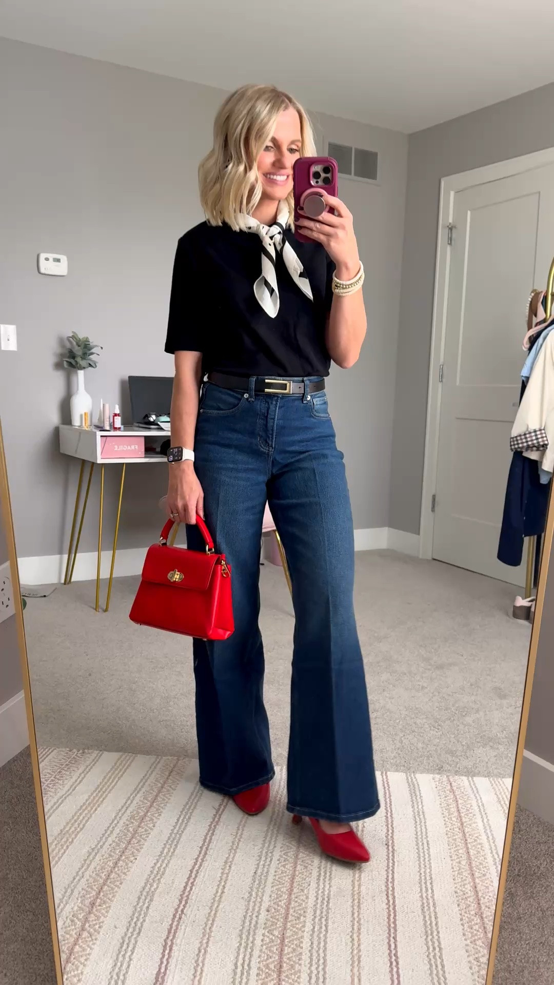 These jeans and top from @Spanx are the perfect basis to build an outfit on! Get 20% off with code LTK20
Top- small
Jeans- xs/petite

#LTKootd #LTKPetite #LTKOver40
