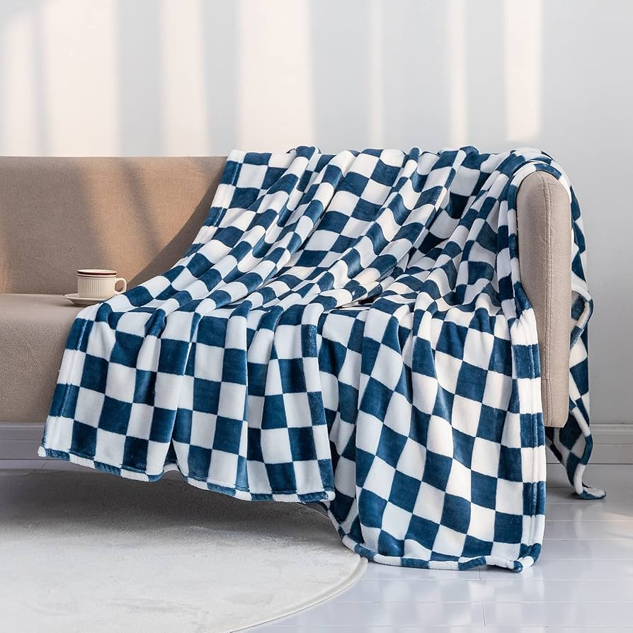 LOMAO Throw Blankets Flannel Blanket with Checkerboard Grid Pattern Soft Throw Blanket for Couch,... | Amazon (US)
