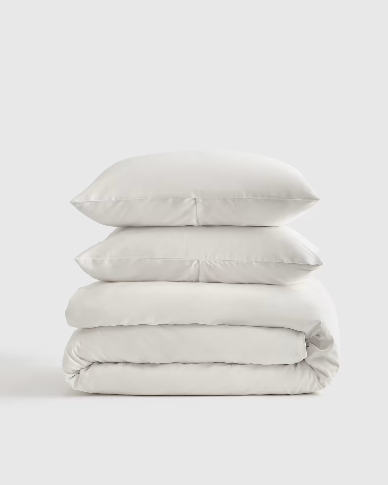 White Luxury Organic Signature Sateen Duvet Cover Set | Quince