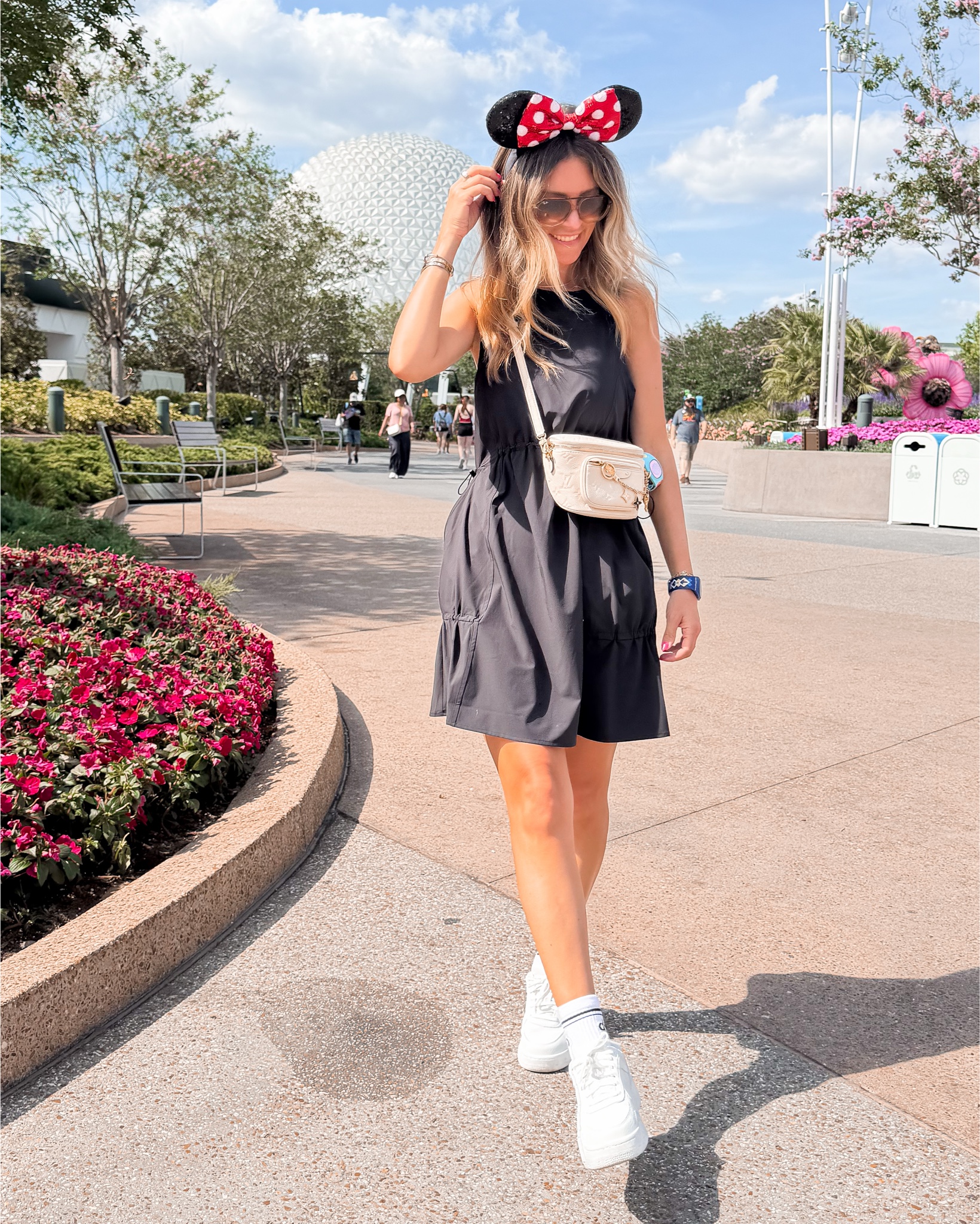 Made it to Disney! Here’s what I wore for day 1 

#LTKActive #LTKOver40 #LTKTravel