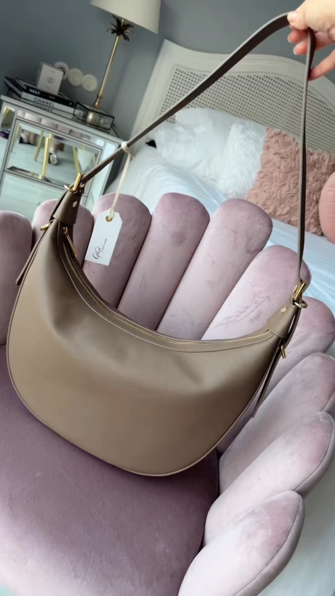 Bolso Reagan hobo 
Leather bag 
#LTKbag

#LTKsale

#LTKwinter #LTKeurope #LTKgiftguide