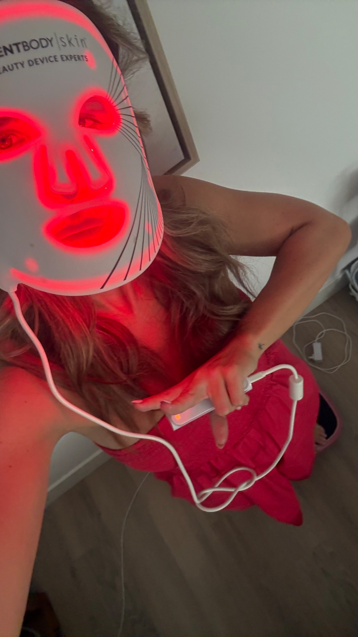 Red light and vibration plate 

#LTKmomlife