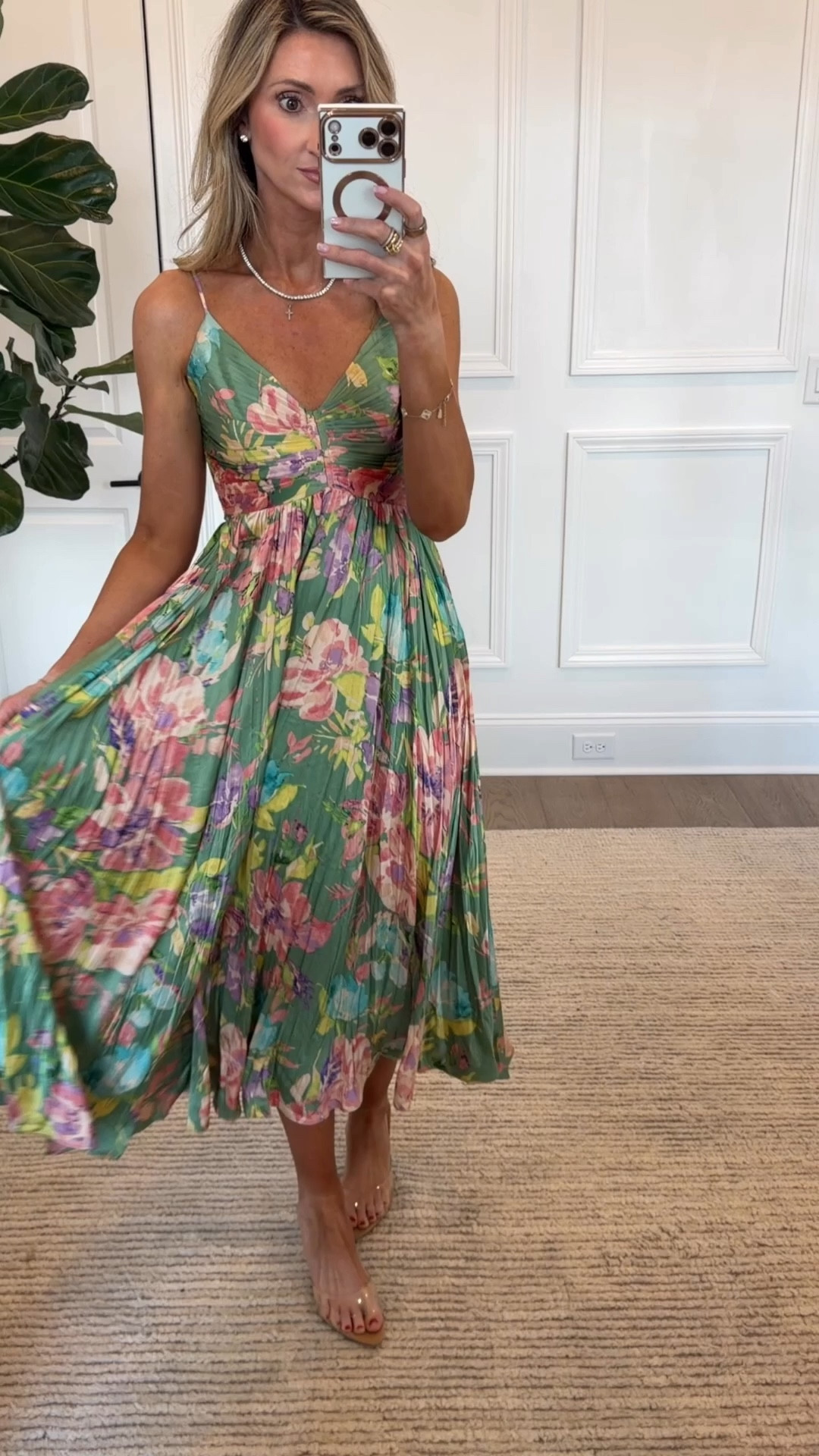 One of the most stunning dresses!!! Comes in more colors and you can wear to so many events and weddings. I’m in size XS 

#LTKootd #LTKWedding #LTKMothersDay