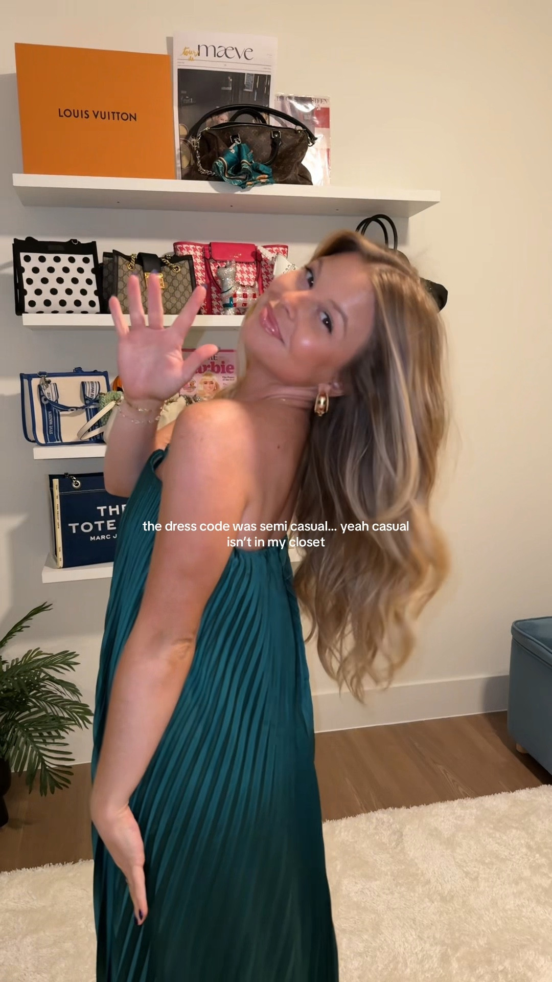there isn’t a more perfect Christmas dress than this one🥰 this shade of green is to die for and it’s under $100! 

#LTKFindsUnder100 #LTKHoliday
