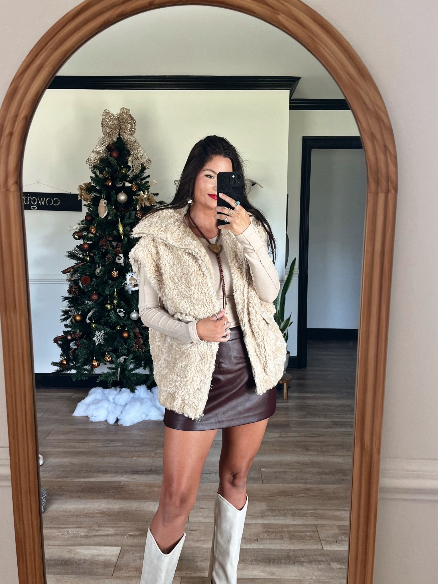 Fur vest is back in stock in all sizes 😍 shop while you can! Save 35% with code LORILYNN35

Wearing size xs in everything 

#LTKSeasonal #LTKootd #LTKgrwm