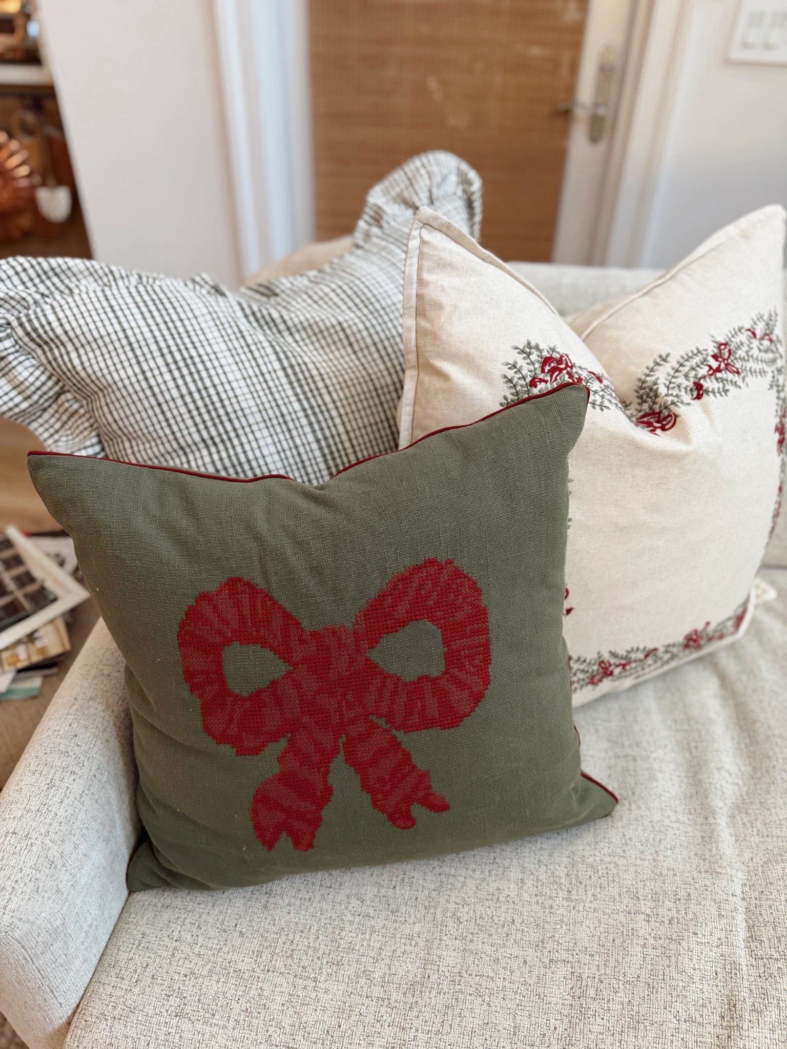 This pillow combo >>> 🤌🏼🎄🎅🏼😍 absolutely in love! All on sale right now too! 

Target home / holiday decor / studio McGee / Christmas time / Holley Gabrielle 

#LTKSeasonal #LTKHoliday #LTKHome