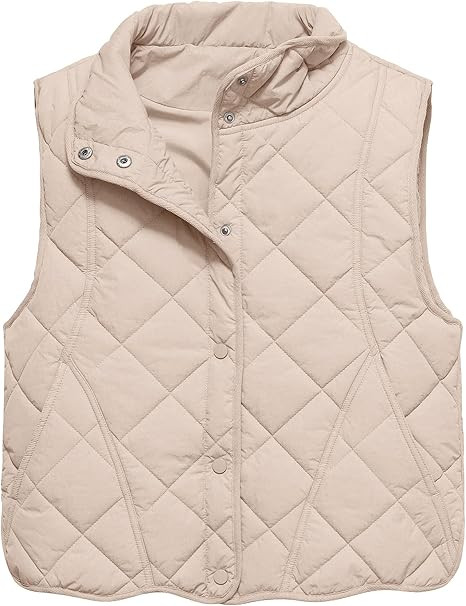 Gacaky Women's Puffer Vest Sleeveless Button Down Outerwear Warm Quilted Lightweight Down Winter ... | Amazon (US)