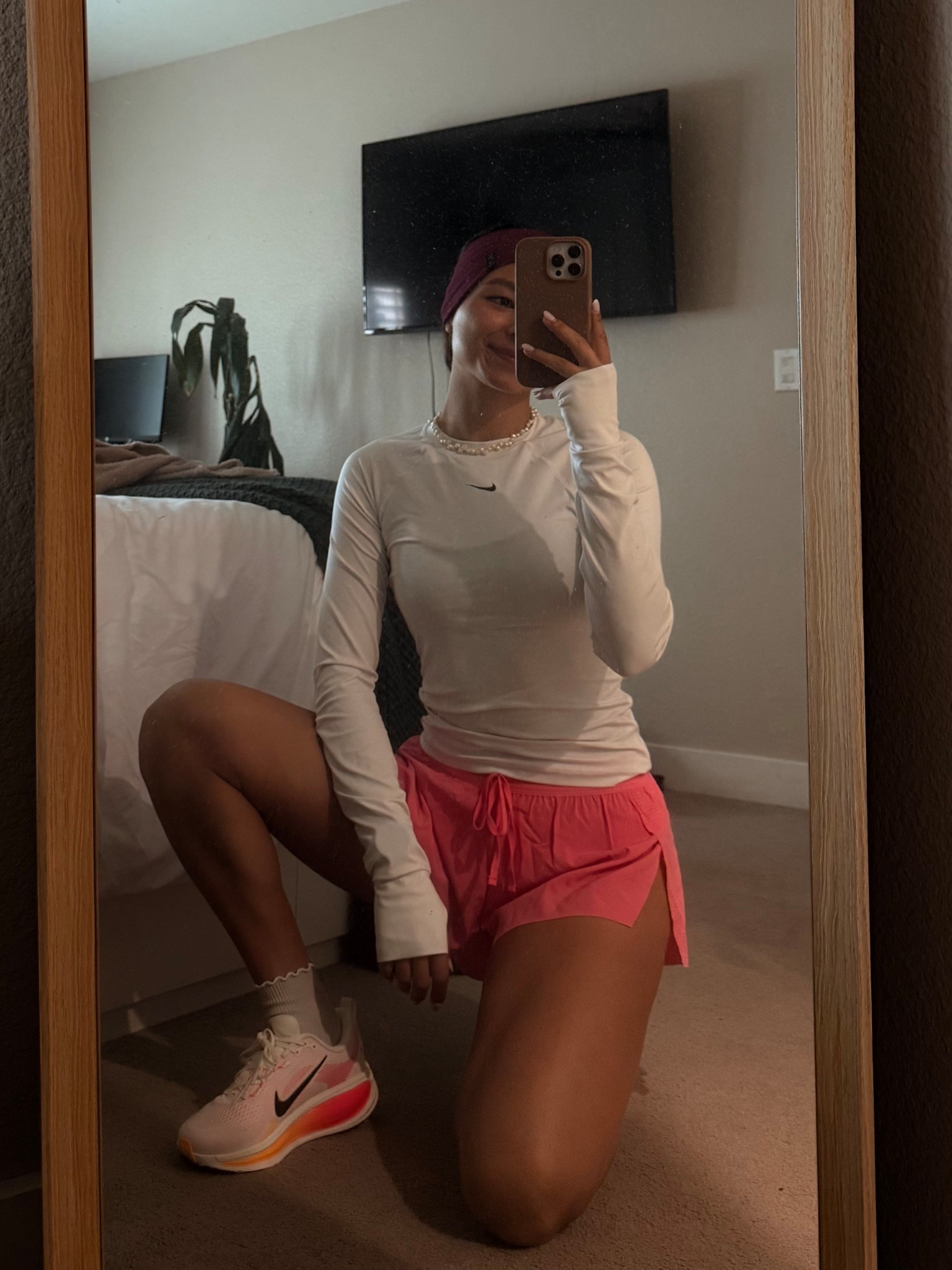 running fit!
headband: Junk Brands
socks: Saturday Strides