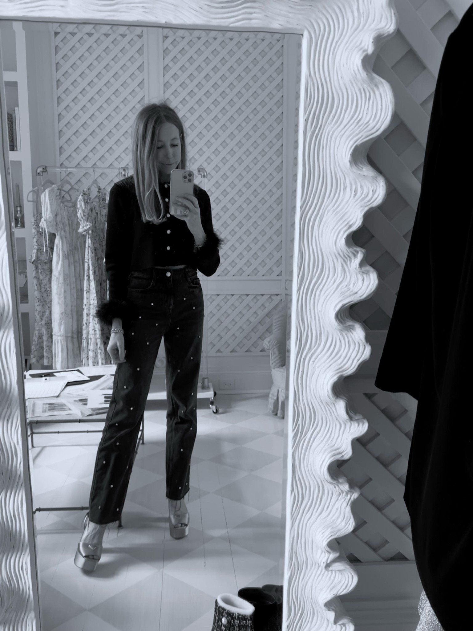 Easy outfit of the day! Black cardigan with rhinestone jeans and platforms. Easy outfit idea! Exact jeans are old Zara, but linking similar 

#LTKworkwear #LTKshoecrush #LTKstyletip