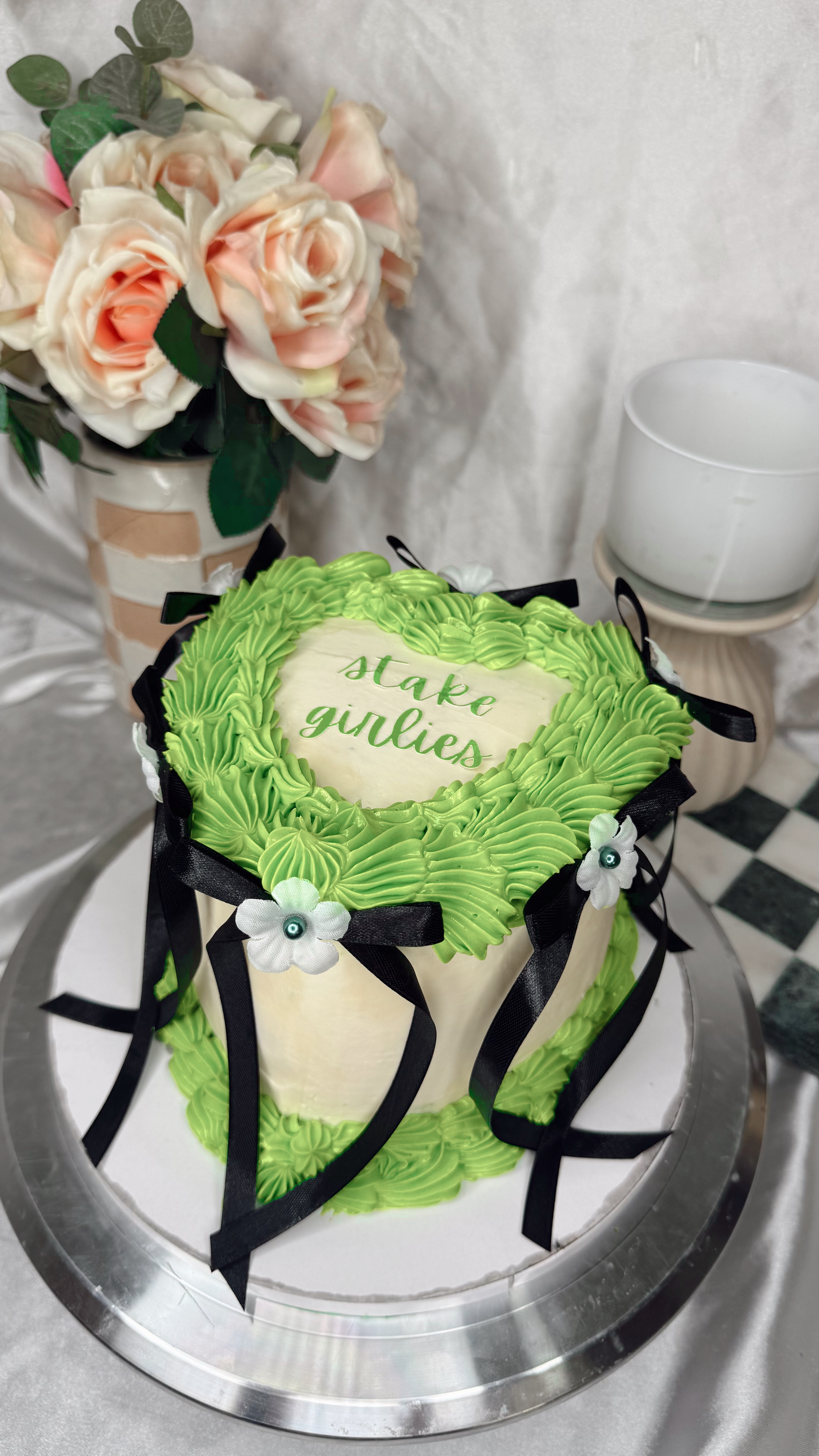 💚🤍

#LTKSummerEdit #LTKFindsUnder100 #LTKSeasonal