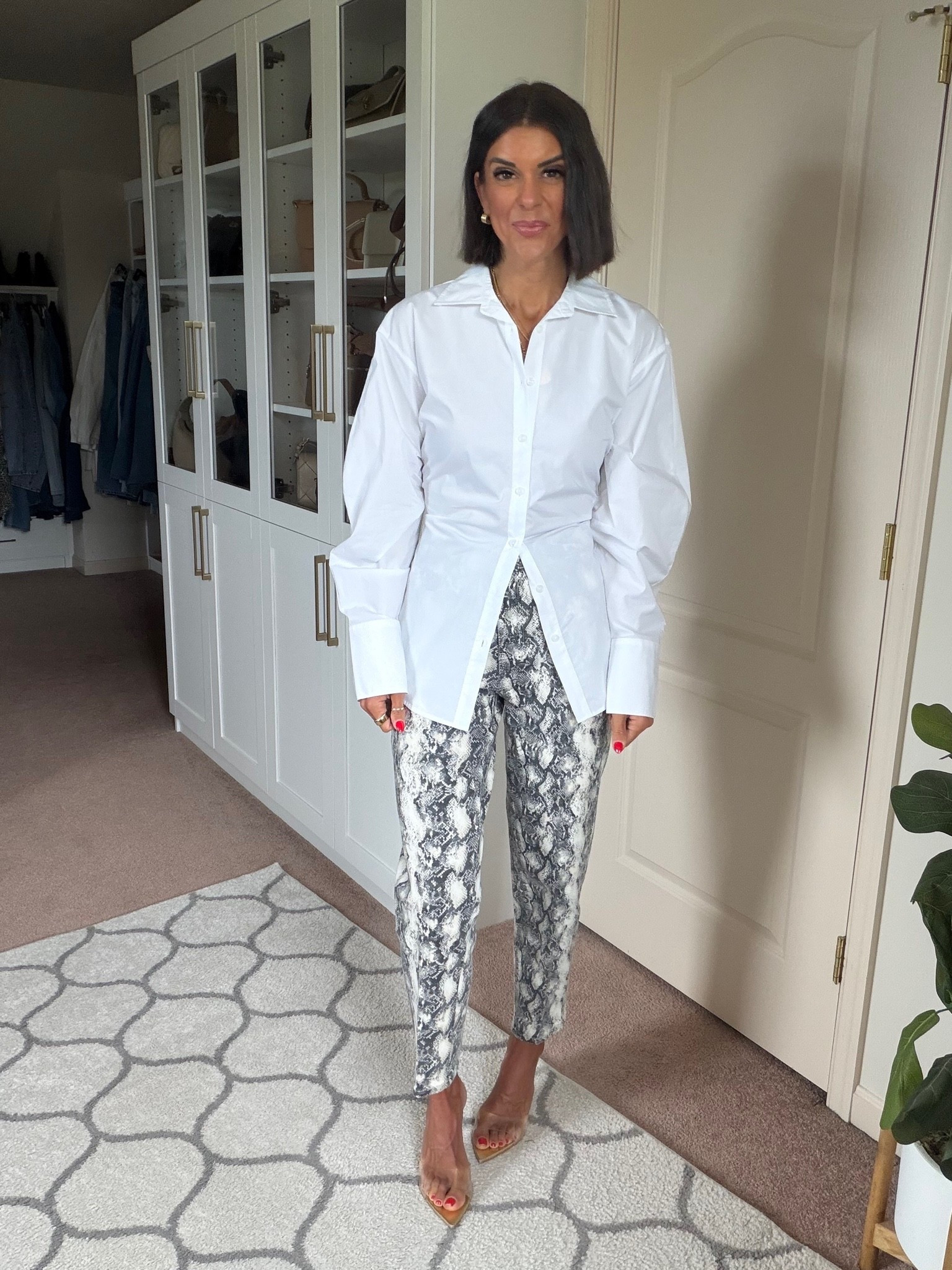 These Walmart pants RESTOCKED! Size 0. Size xs in button down

#LTKOver40 #LTKmomlife #LTKgrwm