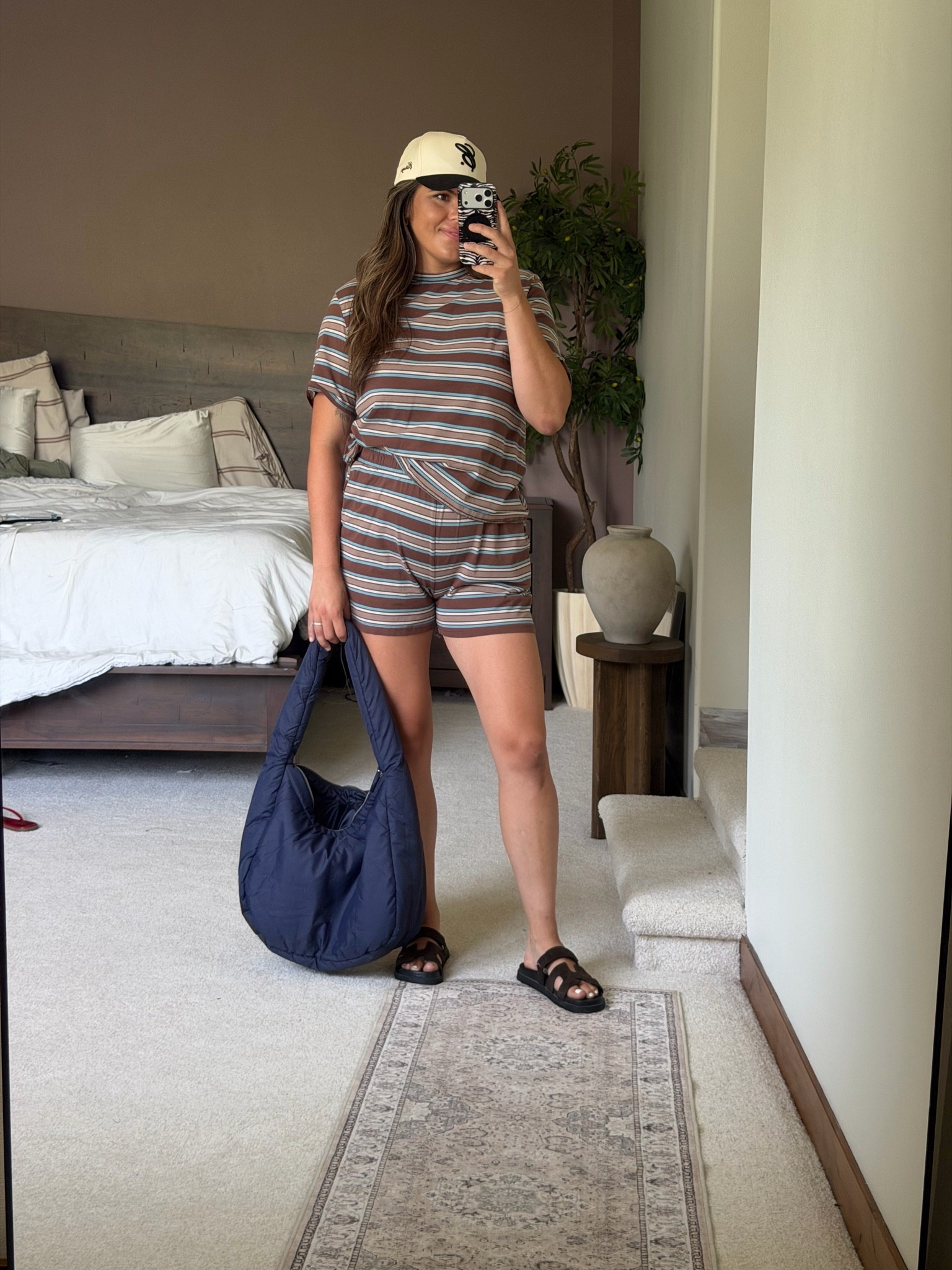 Amazon two-piece sets - lots of mom friendly outfits that would be good for pregnancy and postpartum too!!

Midsize, size 12, size 14, mom style, curvy outfit, thick tummy approved