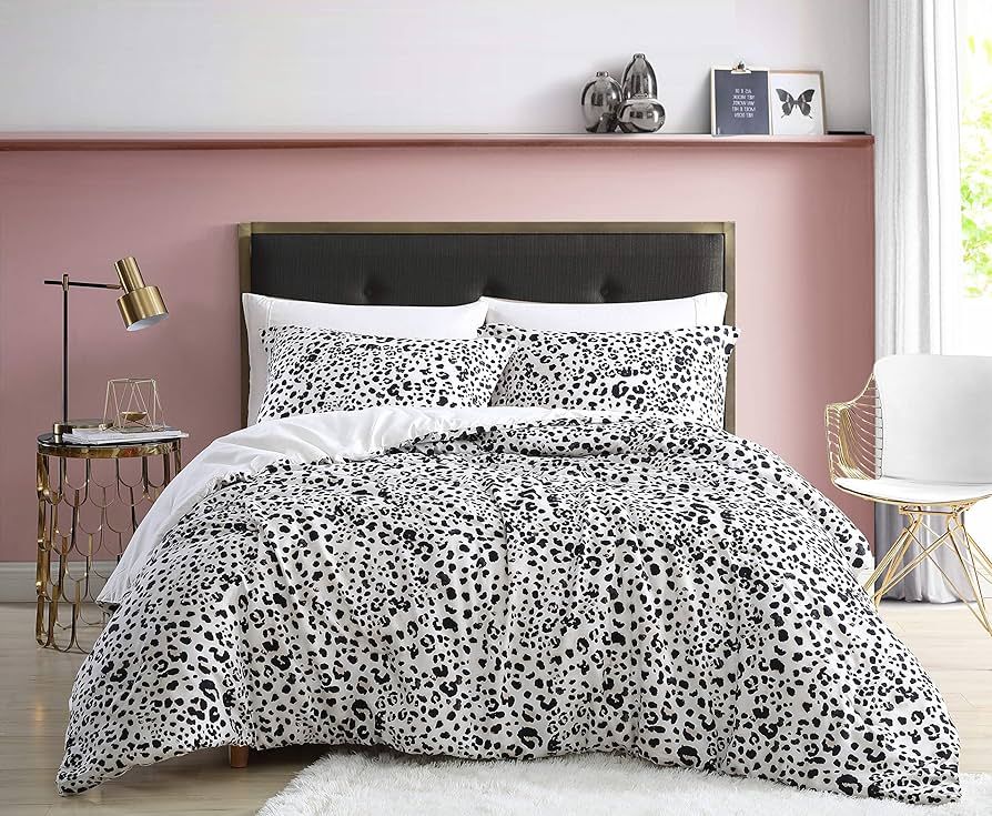 Betsey Johnson - King Duvet Cover Set, Reversible Bedding with Matching Shams, Modern Home Decor ... | Amazon (US)