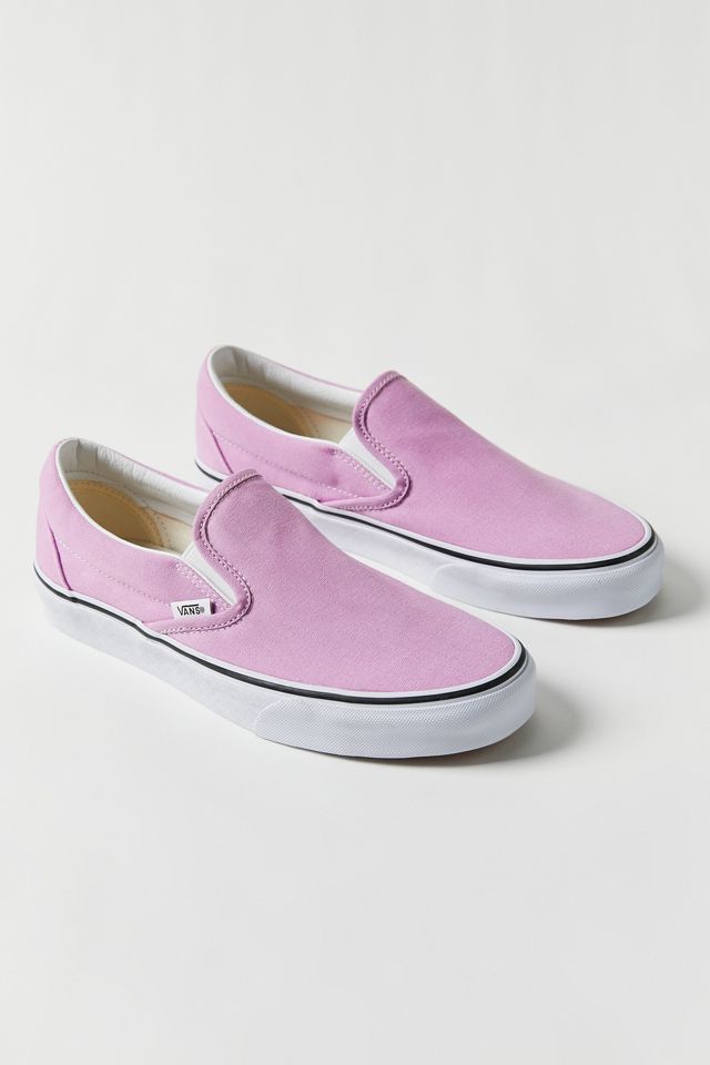 Vans Classic Slip-On Sneaker | Urban Outfitters (US and RoW)