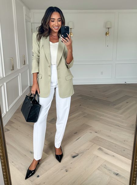Summer workwear outfit 🤍 size XS blazer, XS tank, 0 long white pants 




Business casual, summer work outfit, office outfit

#LTKunder100 #LTKworkwear #LTKstyletip