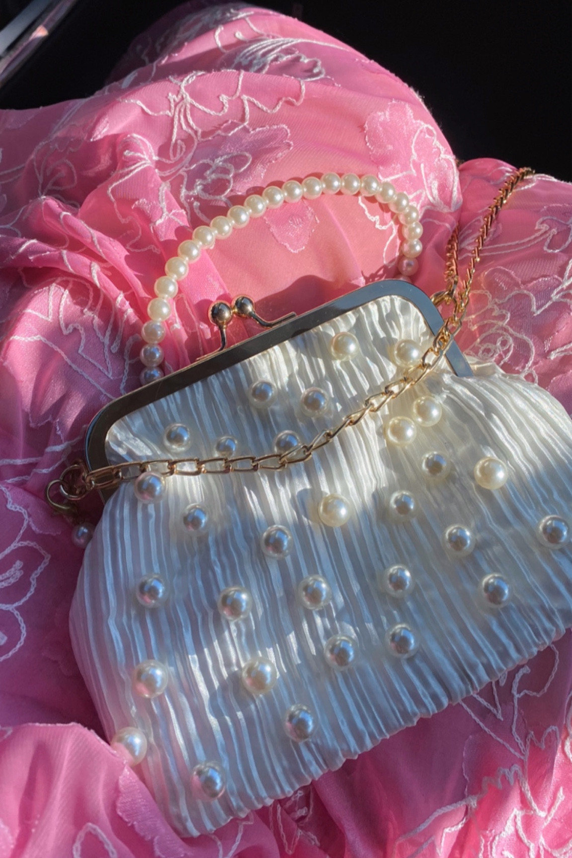 The most perfect pearl bag! Was my wedding day bag as well 

#LTKwedding #LTKitbag #LTKstyletip
