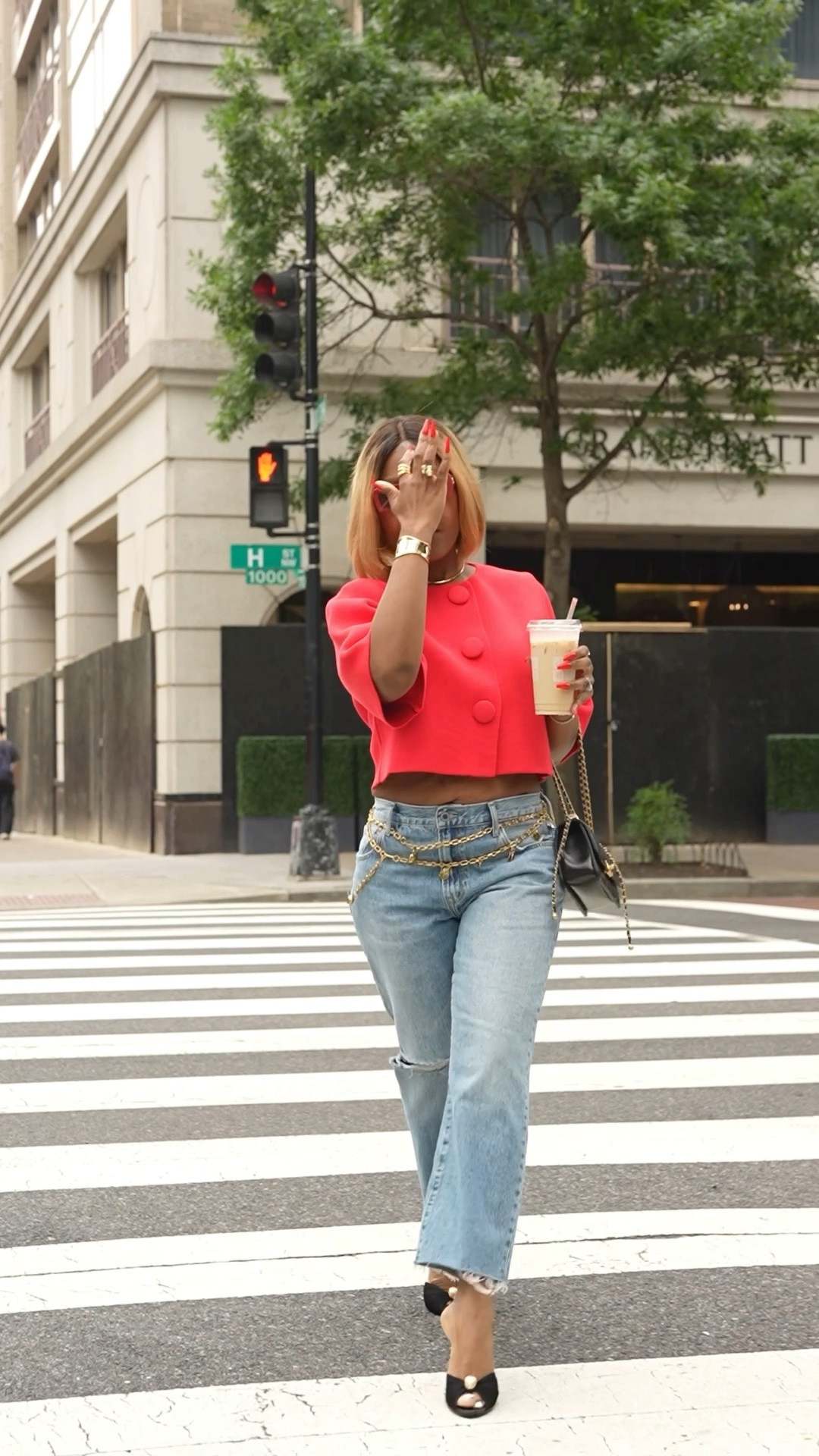 Denim outfit idea

#LTKSeasonal #LTKMidsize #LTKSaleAlert