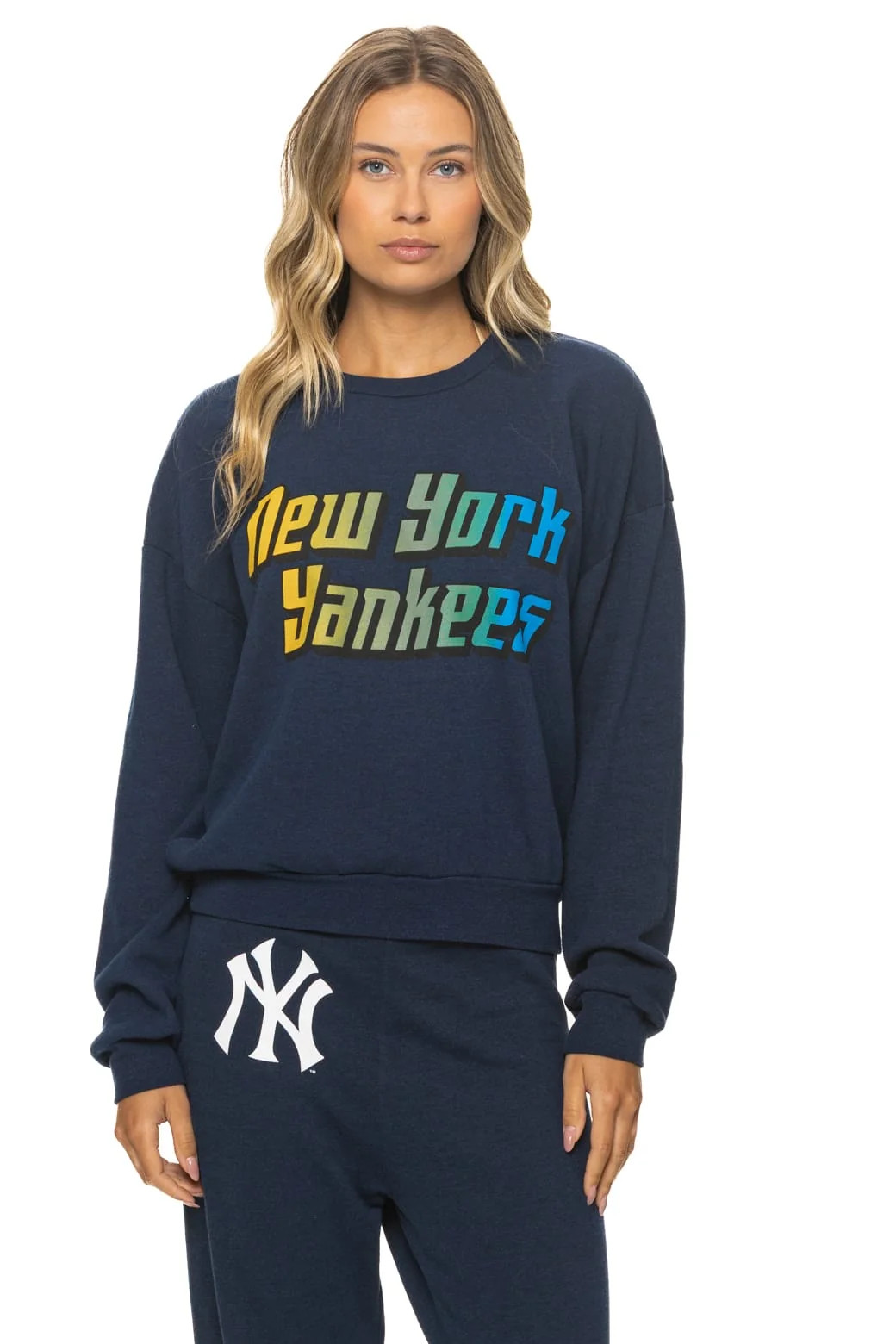 NEW YORK YANKEES 2026 RELAXED CREW SWEATSHIRT - NAVY | Aviator Nation