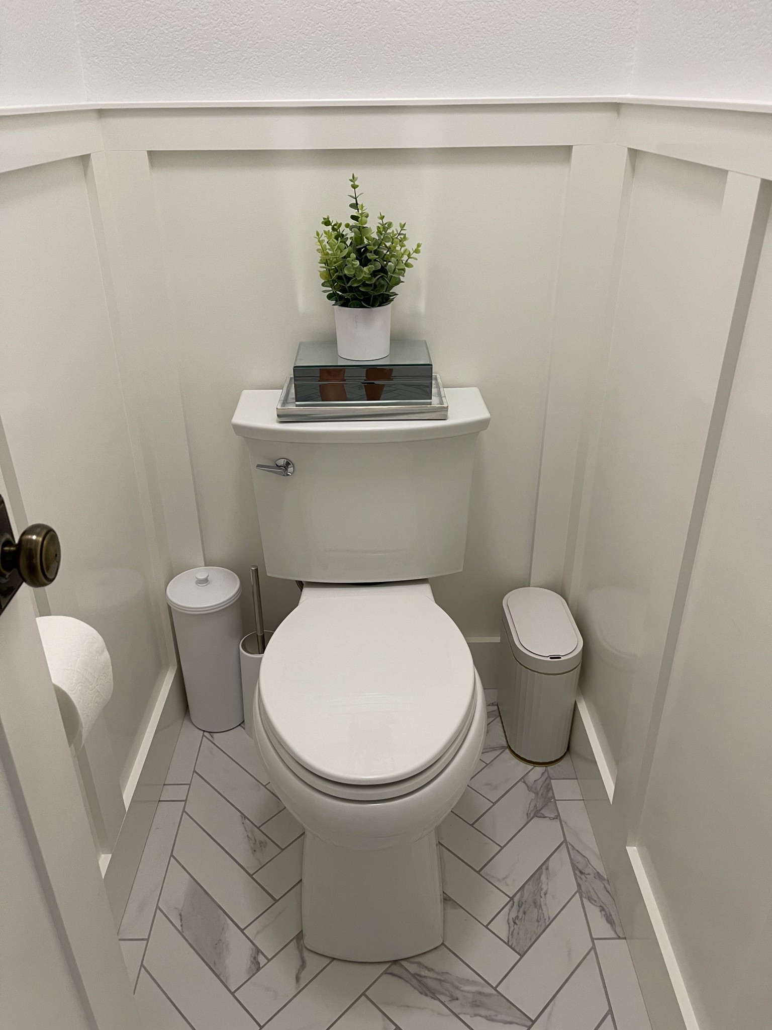 Bathroom up date 🚽 

Toilet, toilet paper holder, trash can, tray, mirror box, faux plant.

#LTKFindsUnder100 #LTKHome #LTKFindsUnder50