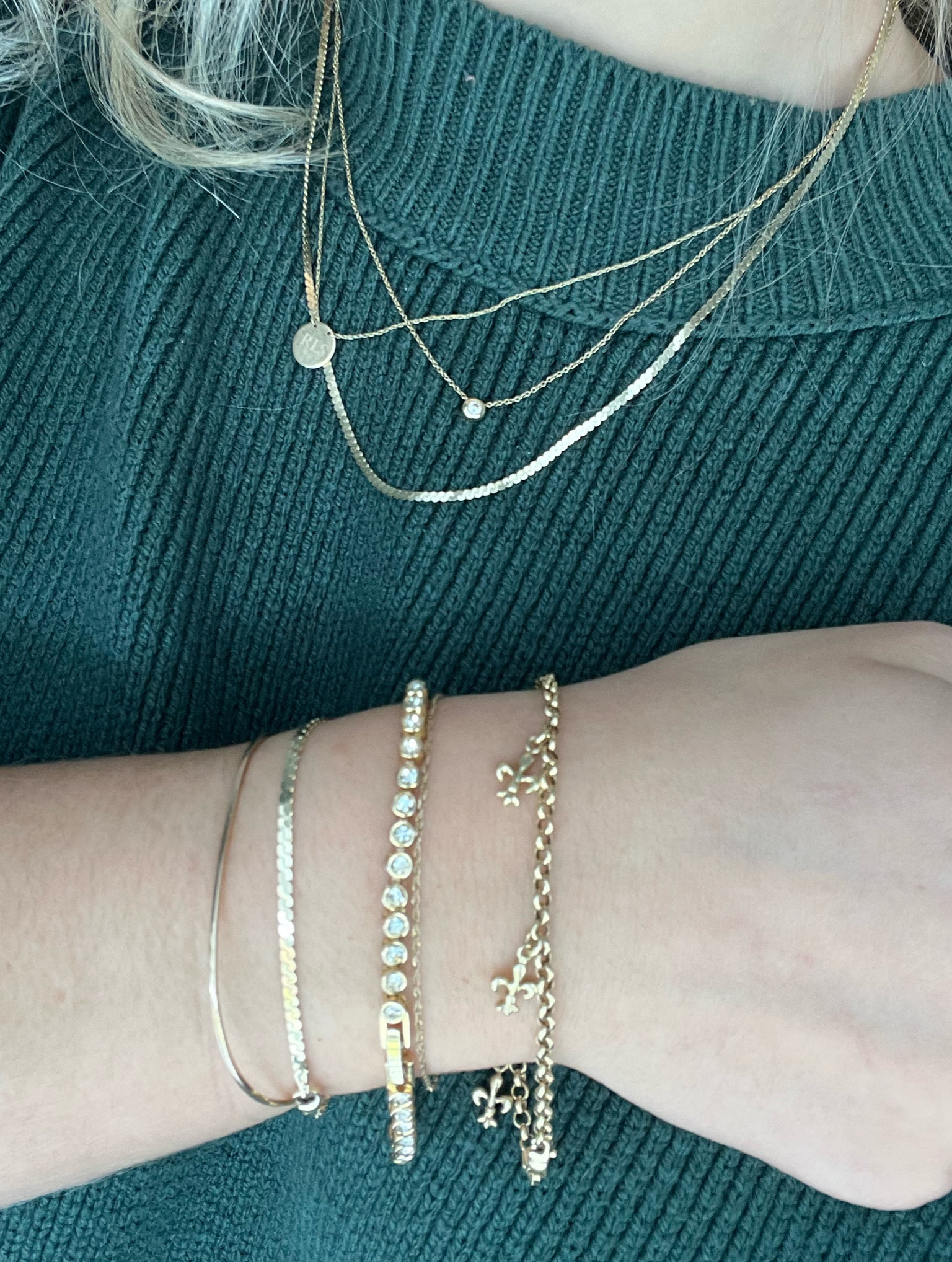 All of the daily jewelry I wear is on sale! Favorite thing to invest in, I wear these all the time and never take off. 

#LTKGiftGuide #LTKCyberWeek #LTKHoliday