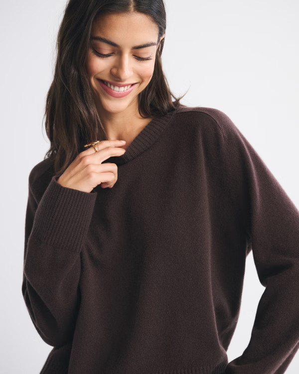 Women's The A&F Madeline Cashmere Crew Sweater | Women's New Arrivals | Abercrombie.com | Abercrombie & Fitch (US)