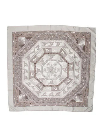 Hermès Fleurs D'Hiver Silk Scarf w/ Tags | The Real Real, Inc.