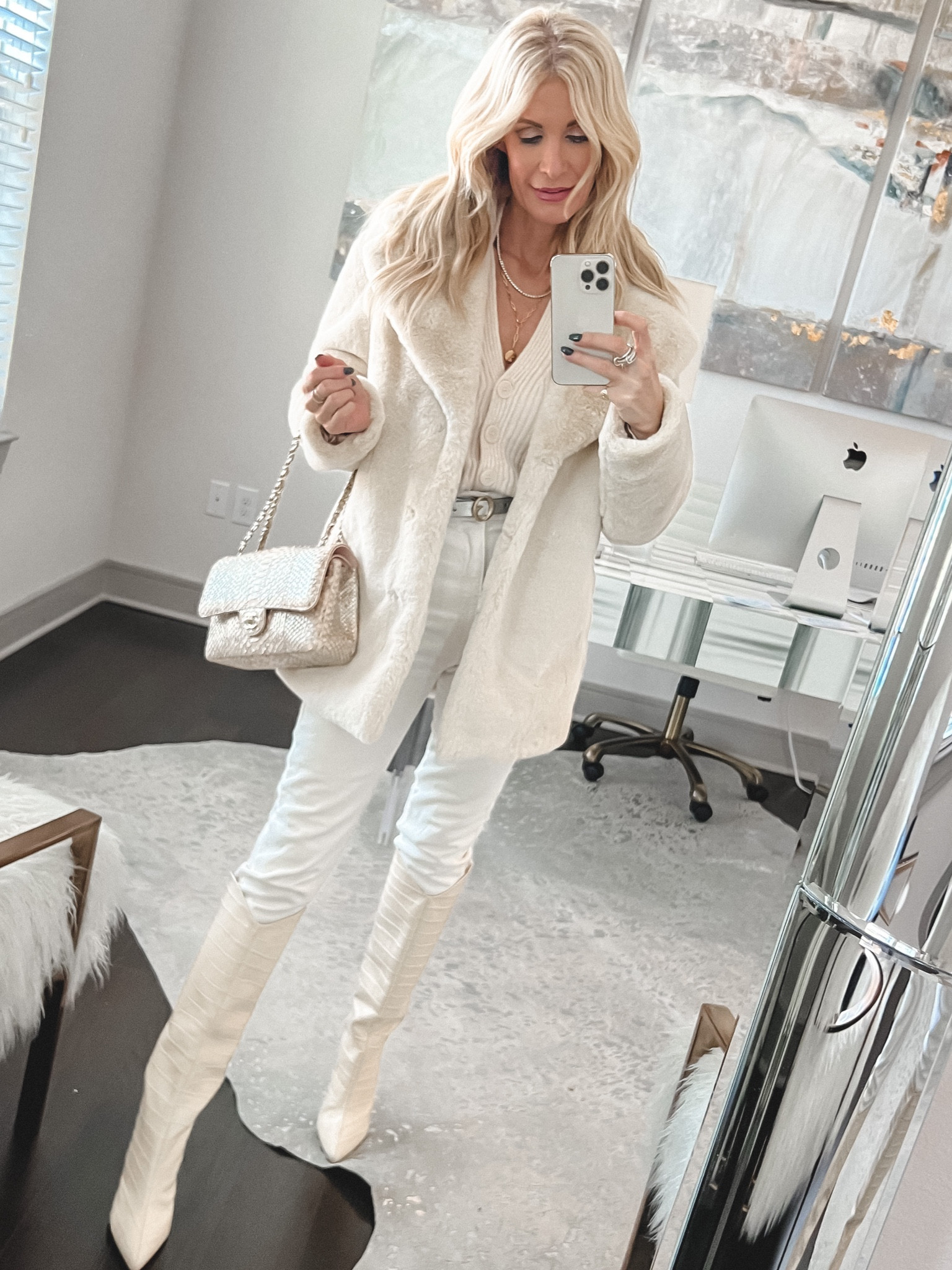 Sale alert - faux fur coat and ivory cardigan are both 50% off!! They run tts, I’m wearing an XS in the coat and cardigan.



#LTKHoliday #LTKsalealert #LTKstyletip