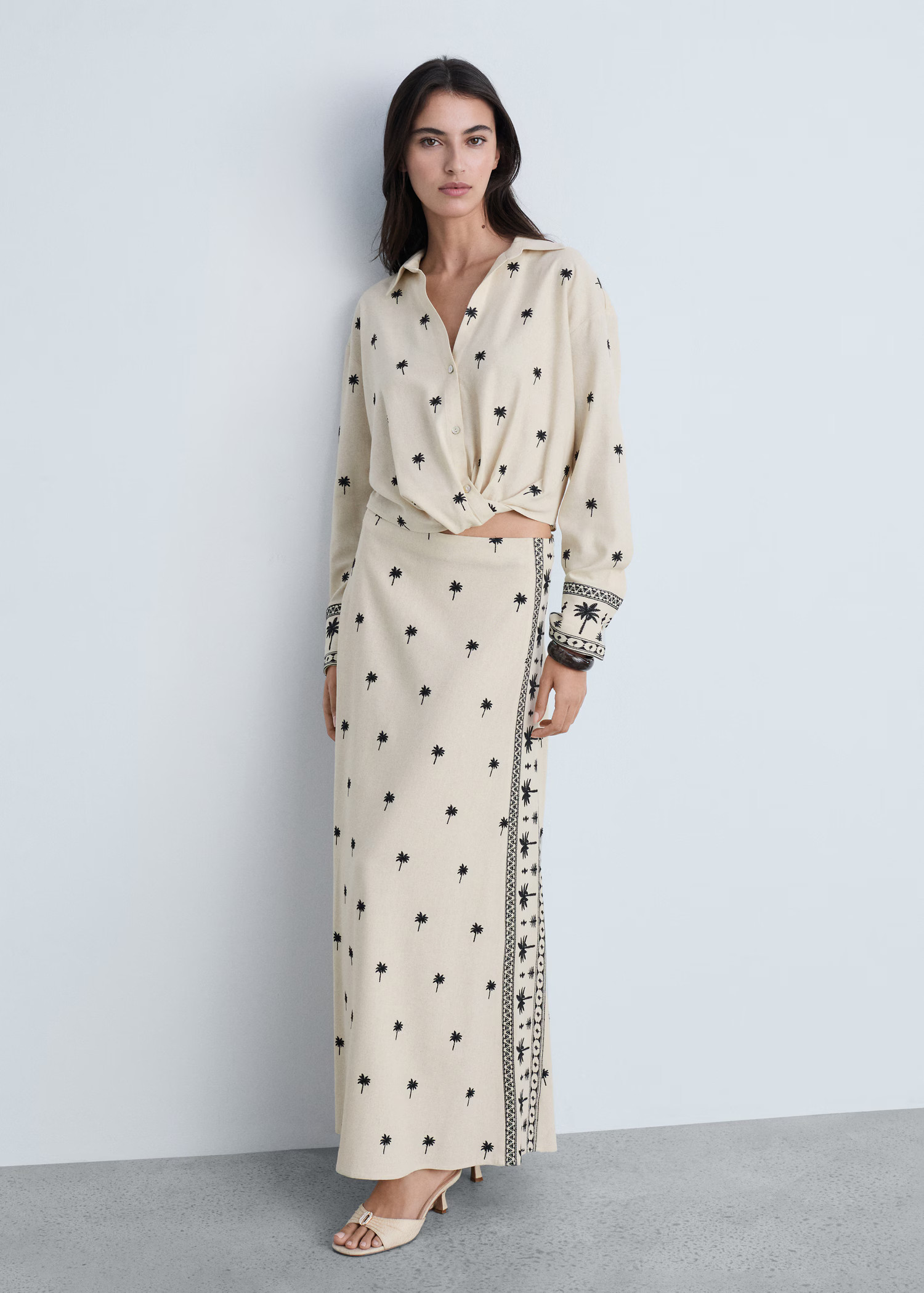 Embroidered flared skirt - Women | MANGO USA | Mango (US/MX/AU)