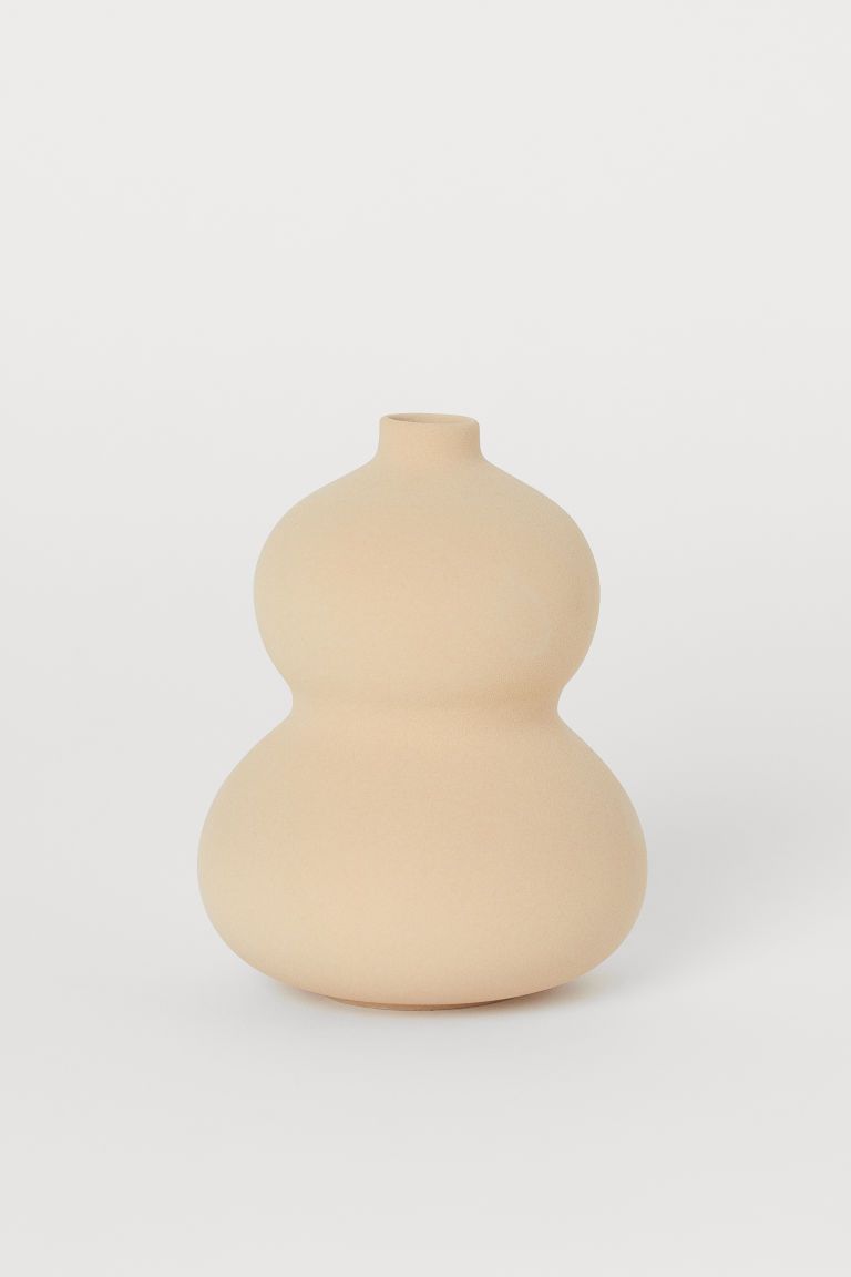 Small ceramic vase | H&M (UK, MY, IN, SG, PH, TW, HK)