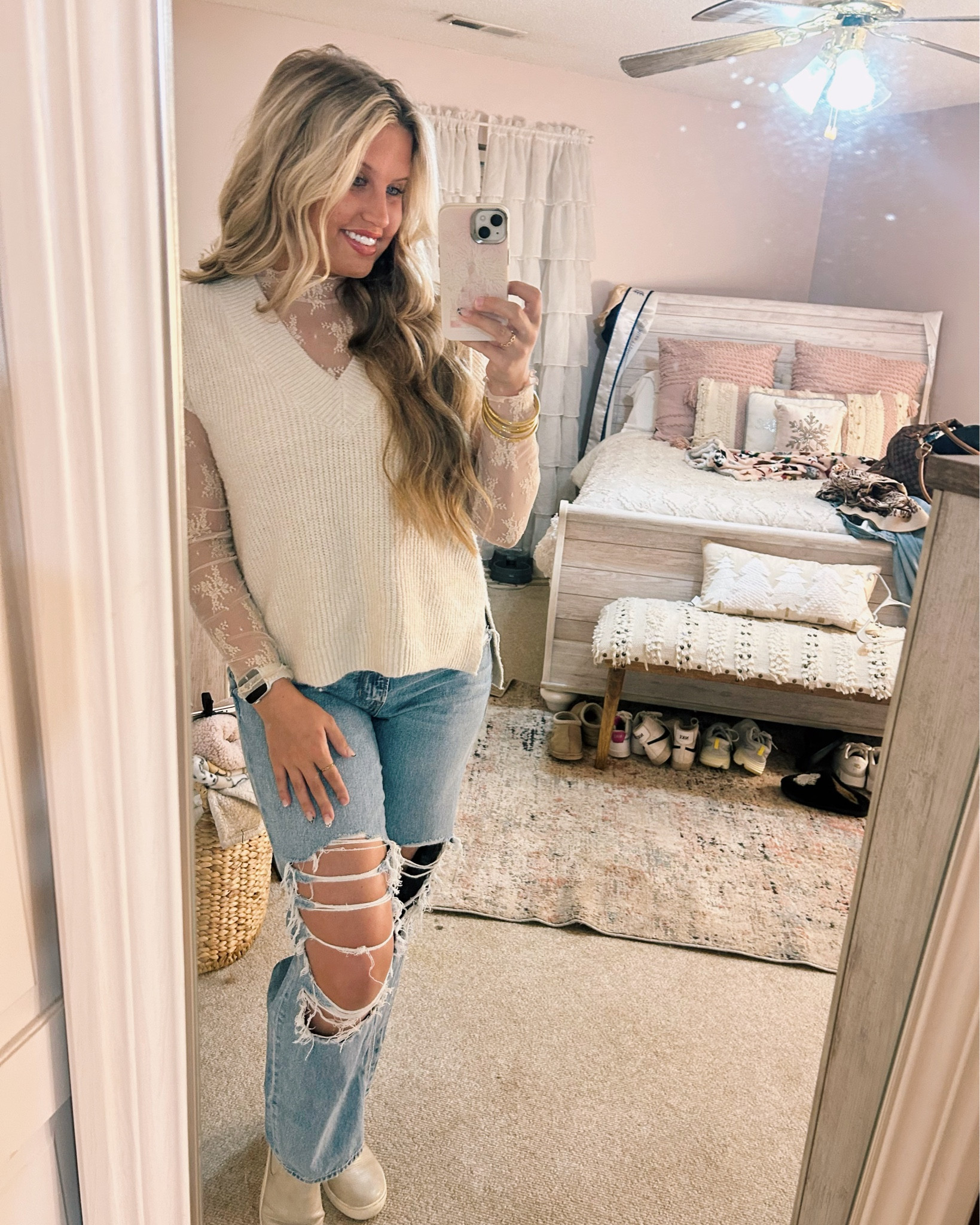Cute and comfy fall fit! 

#LTKGiftGuide #LTKHoliday #LTKSeasonal