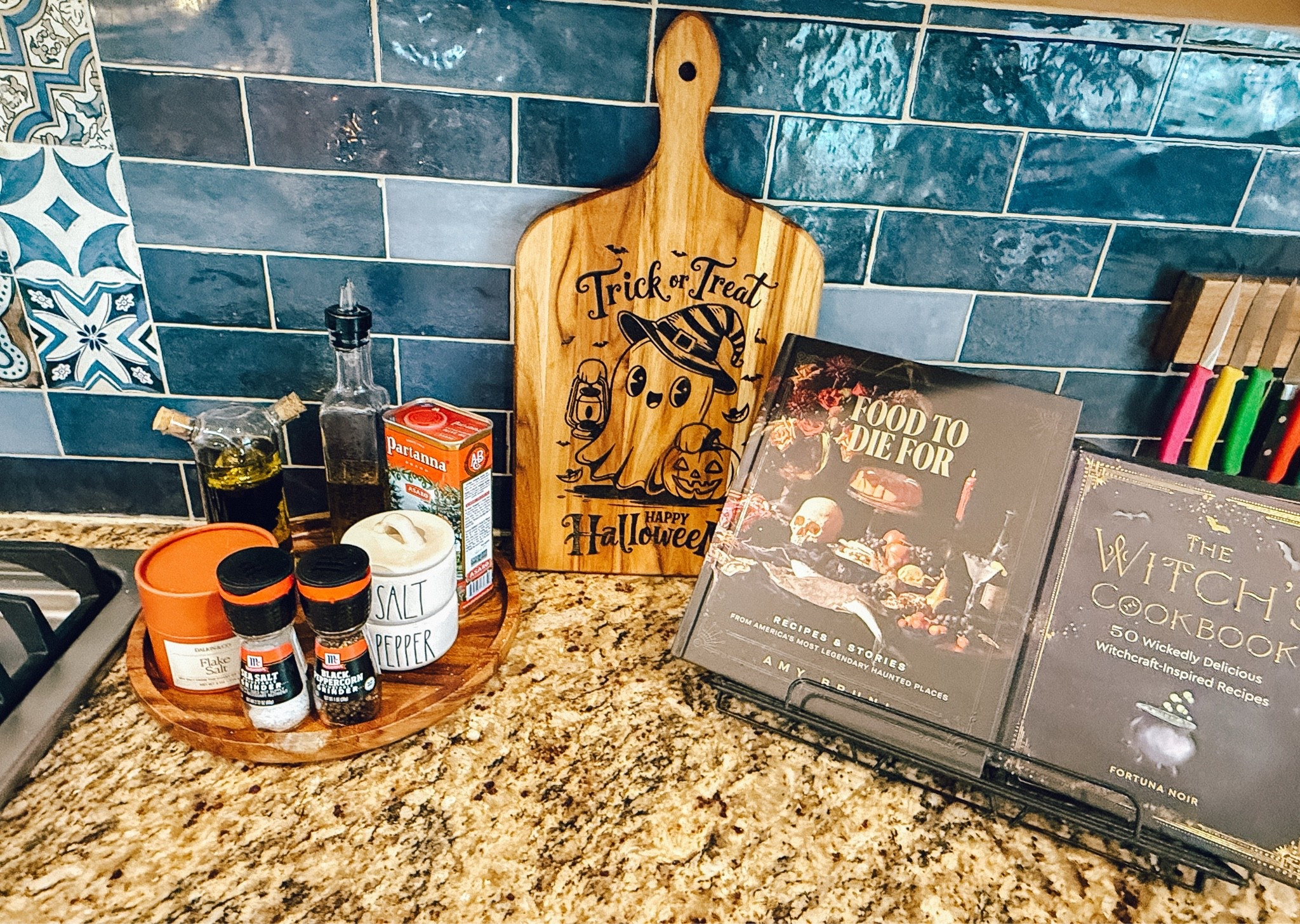 #halloweendecor #halloween #halloweenhomedecor #raedunnhalloween #farmhousehalloween #targethalloween #potterybarnhalloween #amazonhalloween #halloween2026 #raedunnhalloween #raedunn

#LTKSeasonal #LTKHome #LTKmomlife