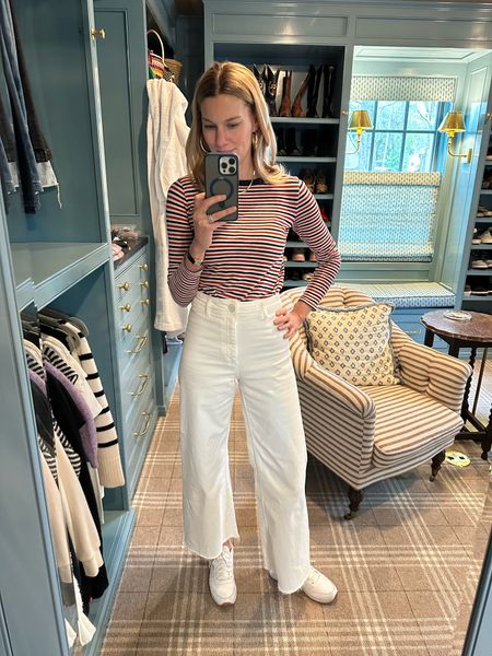 For sizing reference, I’m 5’8”. I’m wearing size 4 pants. Head to www.shopcstyle.com for more everyday outfits and links.