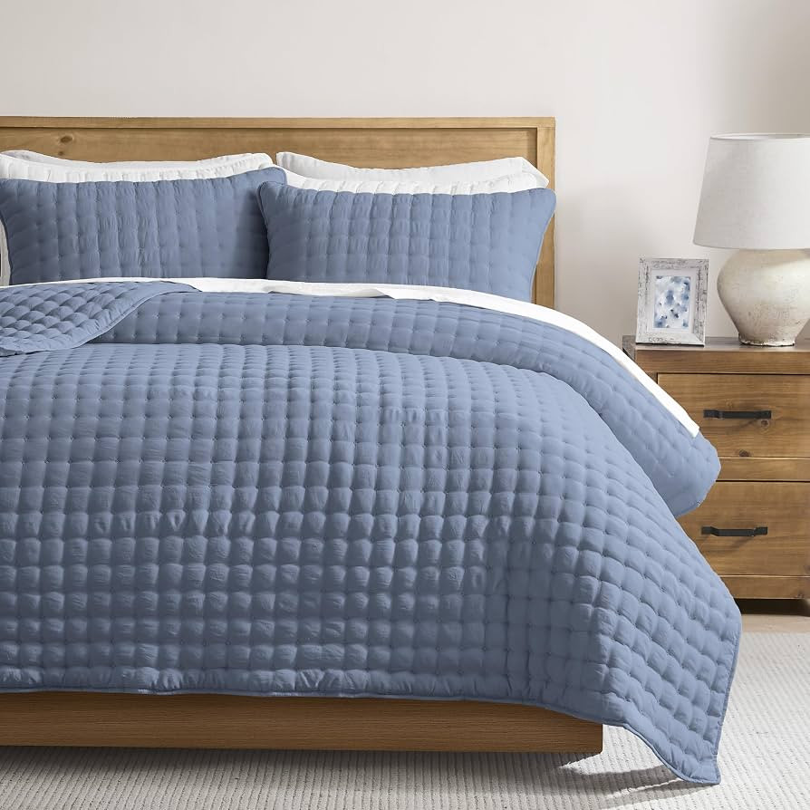 WDCOZY Dusty Blue Oversized King Quilt Set, California Cal King Rustic Bedspread, Lightweight Sof... | Amazon (US)
