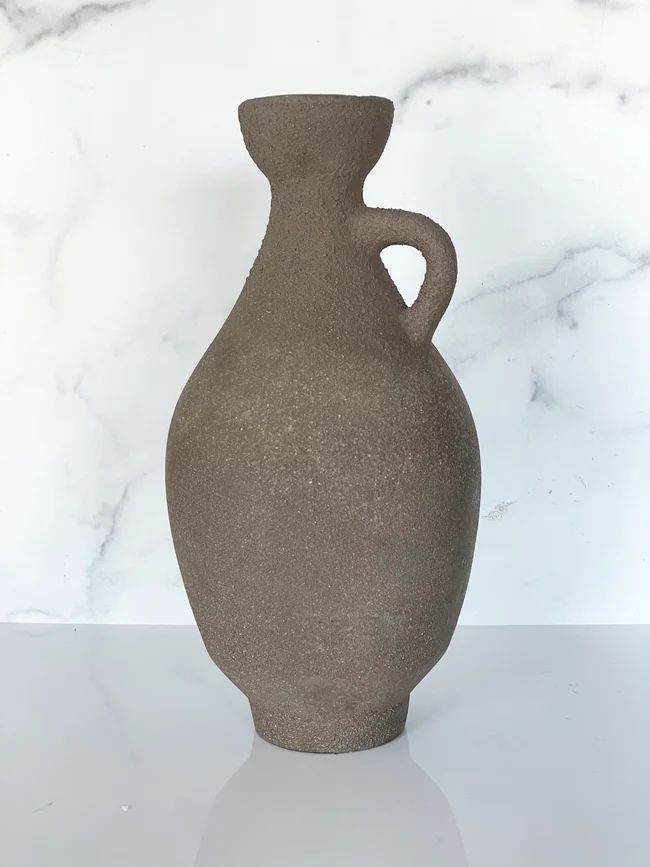Handmade Amada Vase | Ada + East
