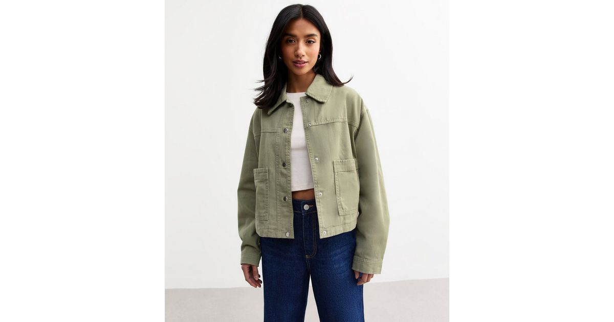 Petite Olive Green Cropped Shacket
						
						Add to Saved Items
						Remove from Saved Items | New Look (UK)