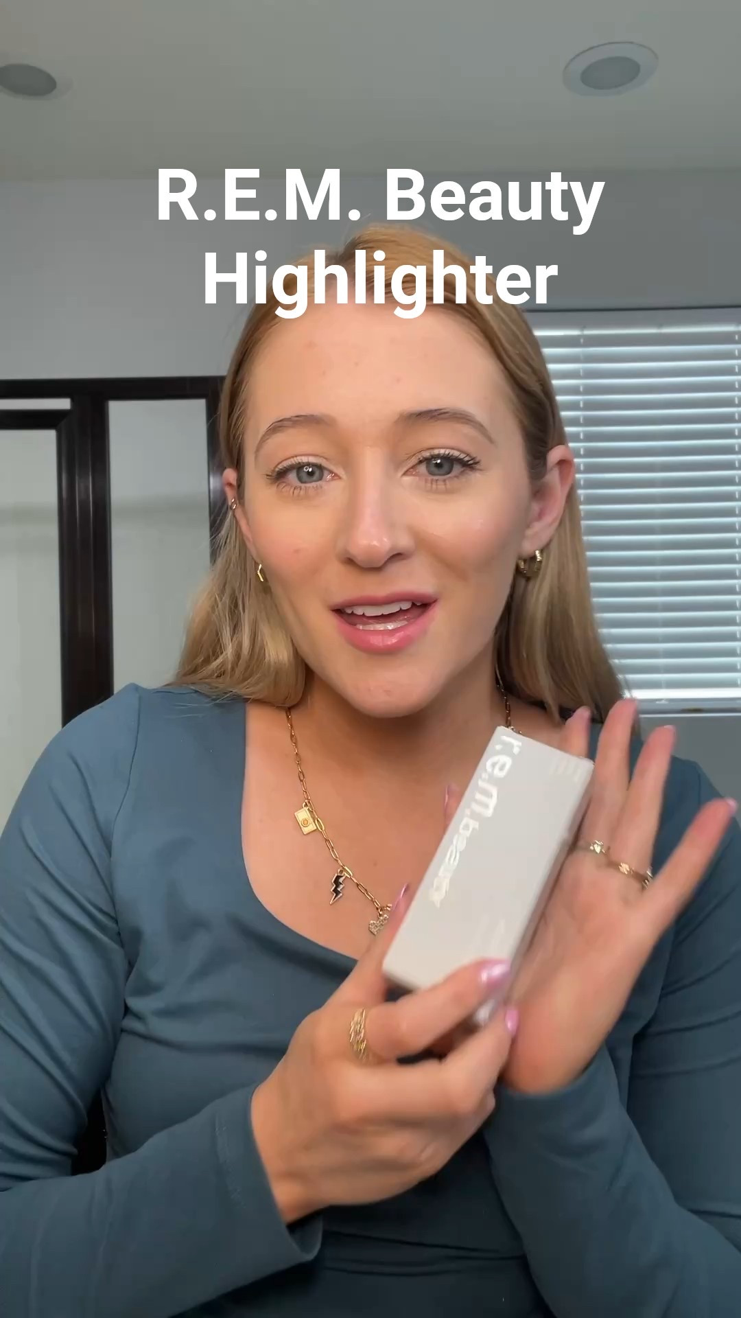 R.E.M. Beauty Highlighter = glass skin 🤩✨ 


#LTKBeauty