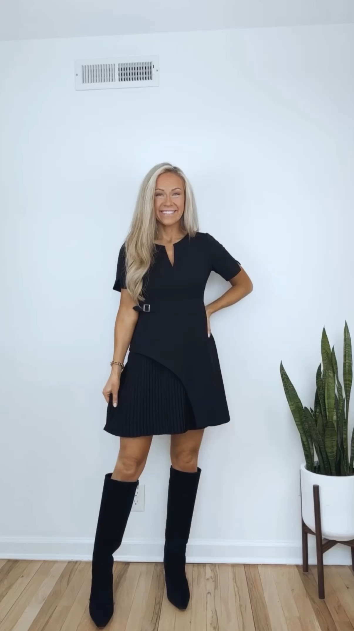 karen millen tailored military pleat short sleeve mini dress Karen Millen Forever Tailored Military Pleat Shorts Sleeve Mini Dress in Black