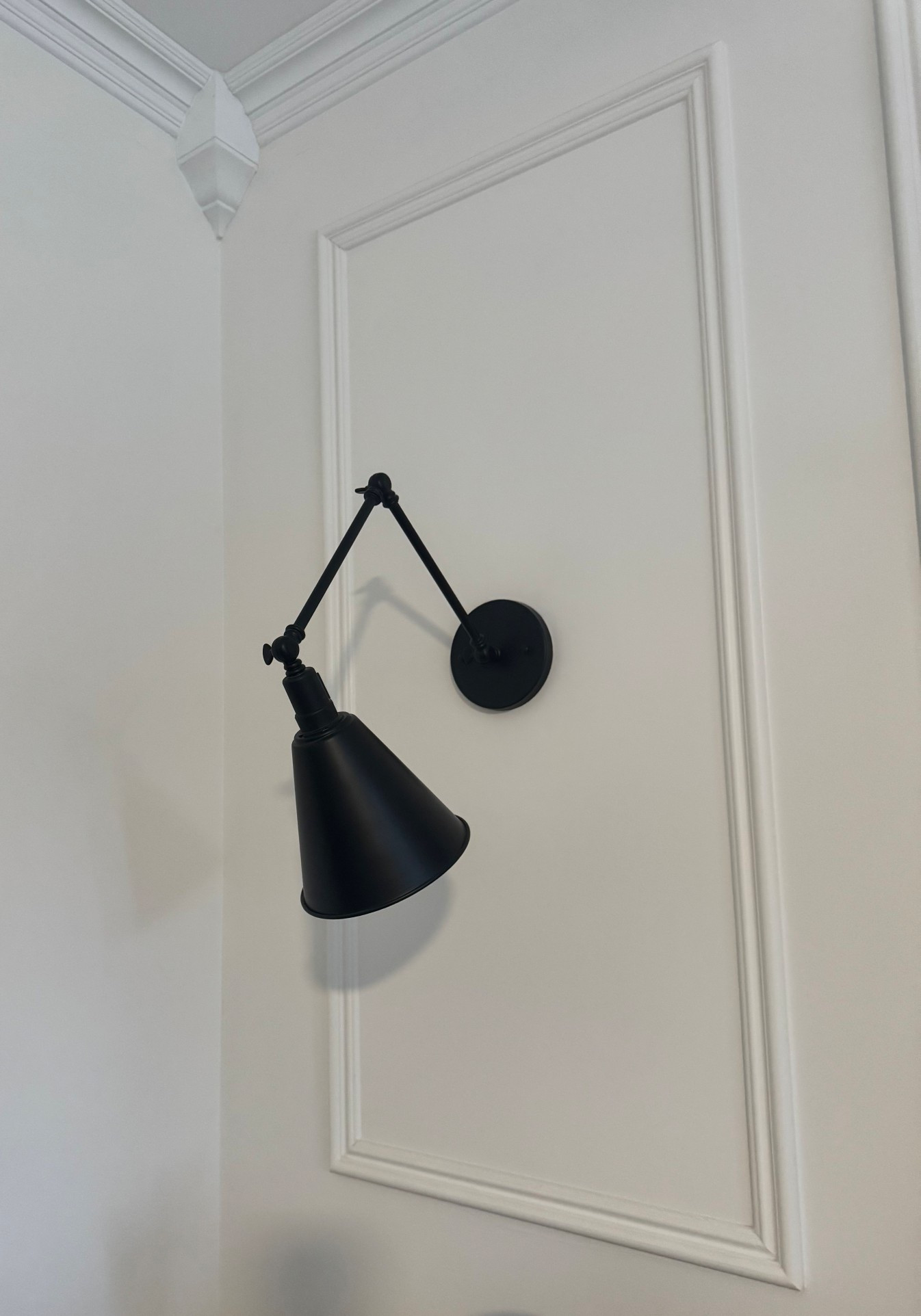 Black bedroom light

#LTKHome