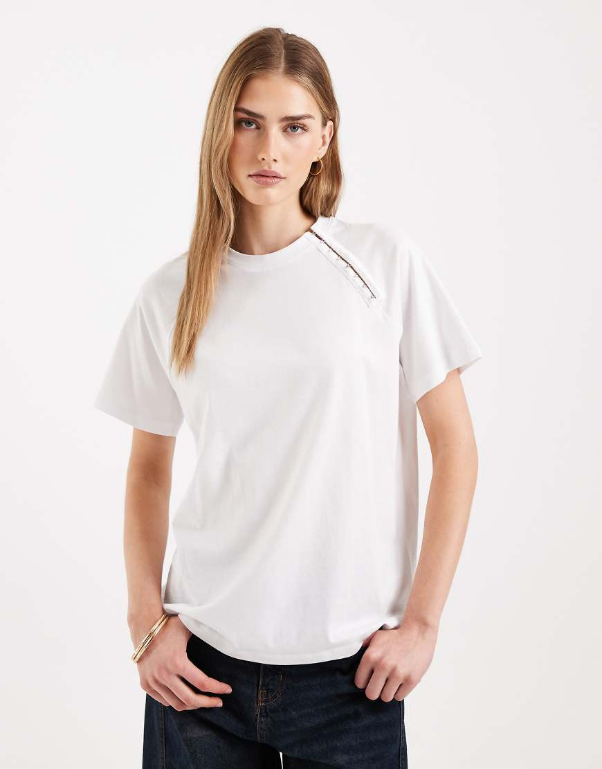 ASOS DESIGN short sleeve with hook and eye detail top in white | ASOS (Global)
