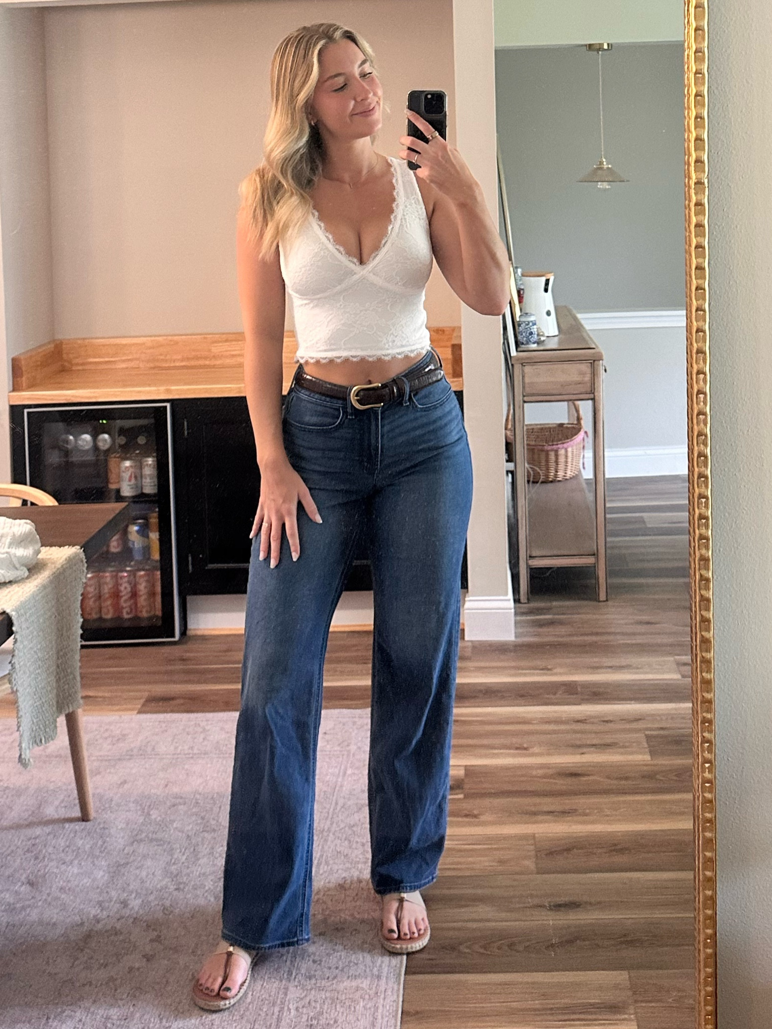 Dress shopping outfit🤍👰🏼‍♀️💍

#LTKStyleTip #LTKFindsUnder100 #LTKU