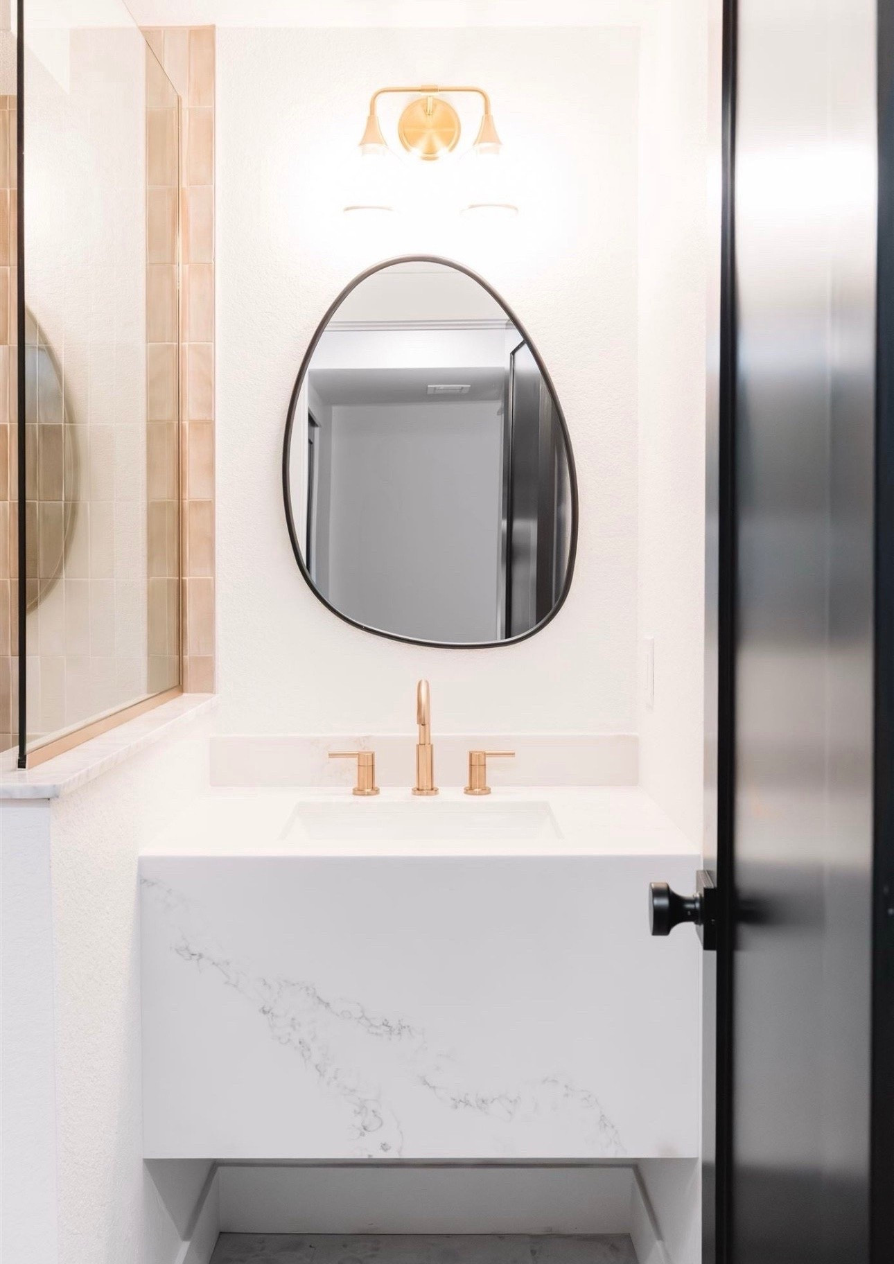 Linking some of my favorite wall mirrors 


#LTKStyleTip #LTKHome #LTKOver40