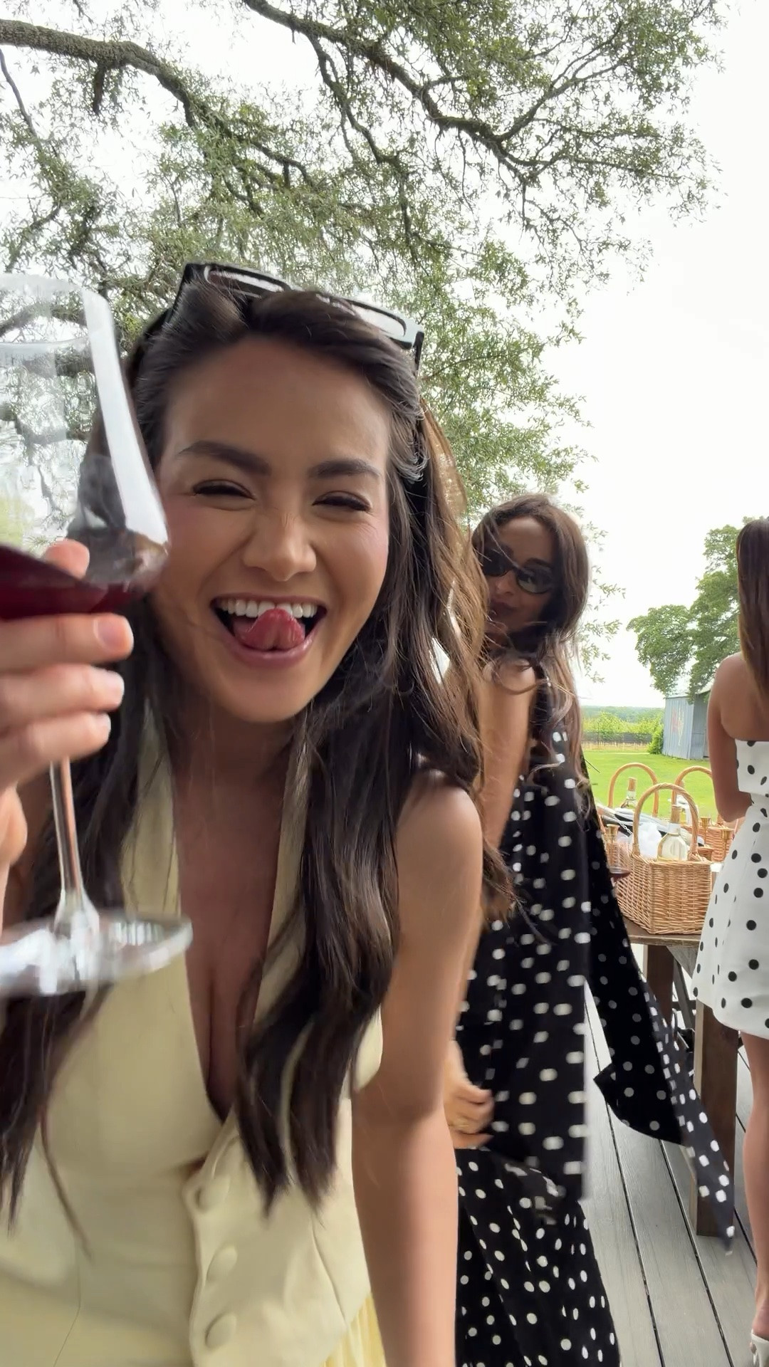 How it feels when you remember that you don’t have to take everything so seriously✨

#LTKWedding