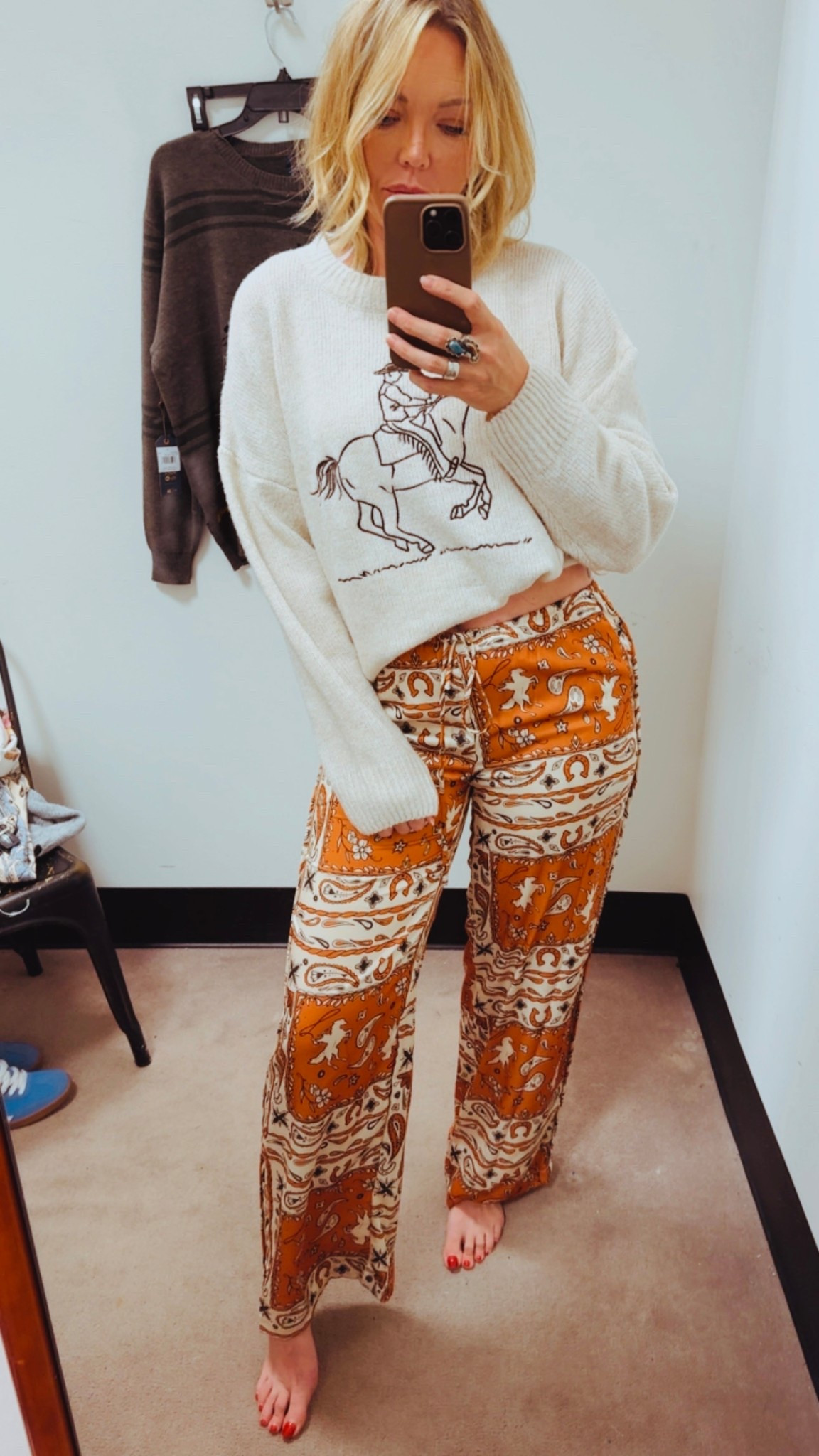 Thanksgiving vibes 
#western 
#thanksgiving
#sweater


#LTKOver40 #LTKCyberWeek #LTKSeasonal