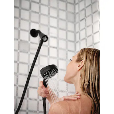 Moen Magnetix Engage 6.0 -Spray Matte Black 3.75-in Round Handheld Shower Head 1.75 GPM Lowes.com | Lowe's