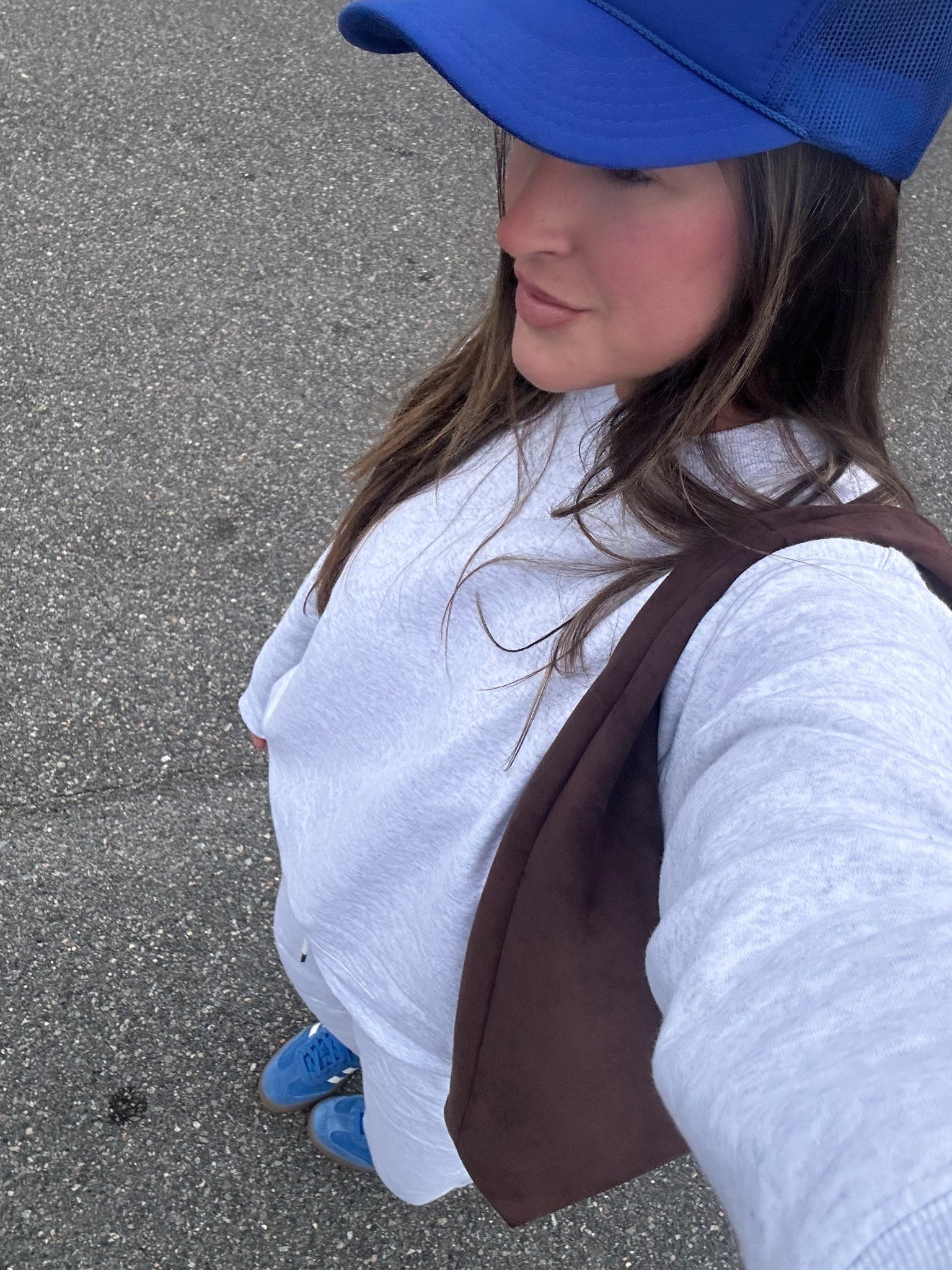 Sweat suit of my dreams! So soft and cozy and the pants have a slight barrel to them. 🧿

Hat is north end run club! 

M bottoms 
L top 

#LTKFindsUnder100 #LTKFindsUnder50