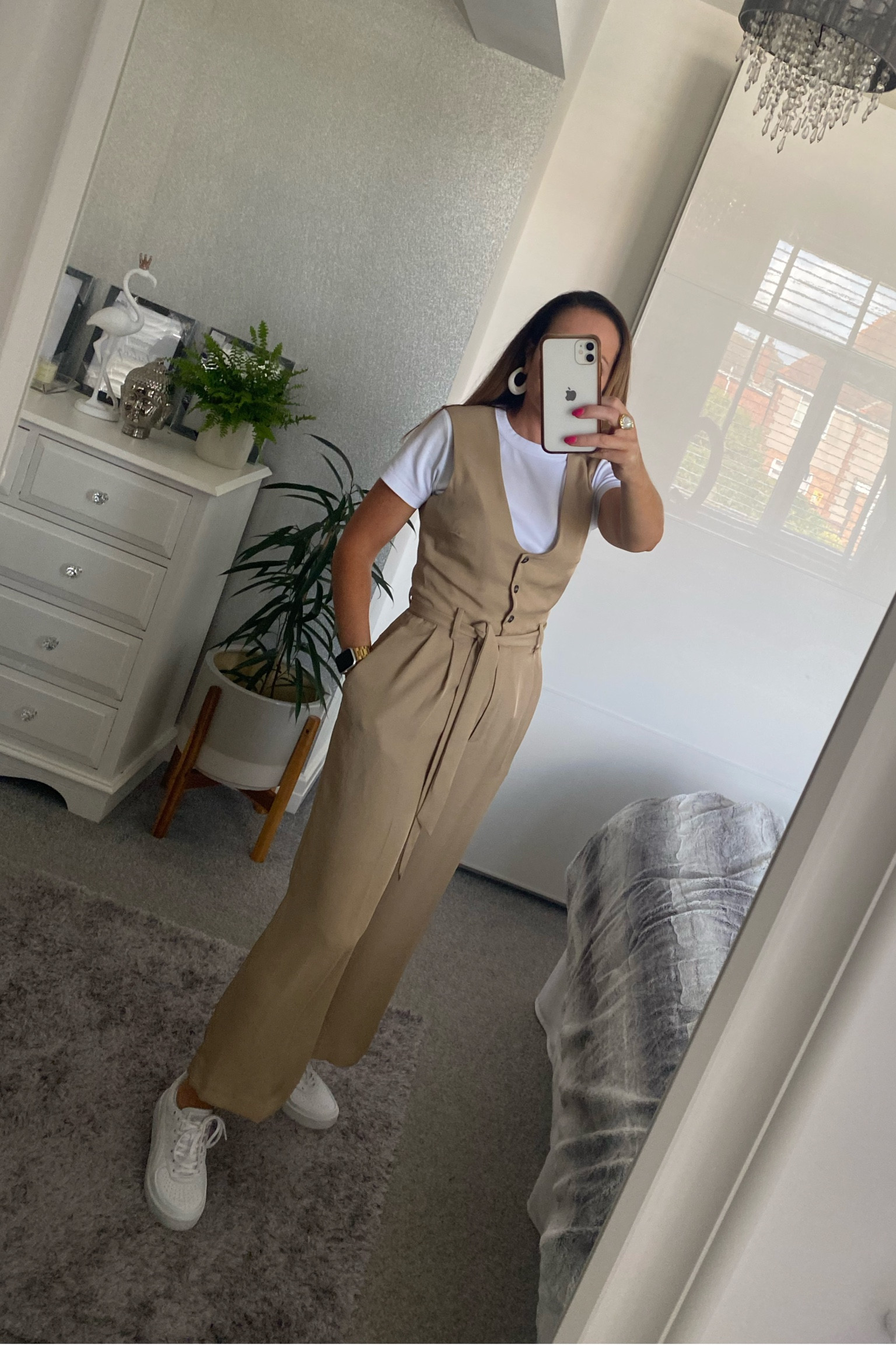 Versatile jumpsuit dressed down for daywear. Change footwear and accessories for work or night! 

#LTKeurope #LTKSeasonal #LTKstyletip